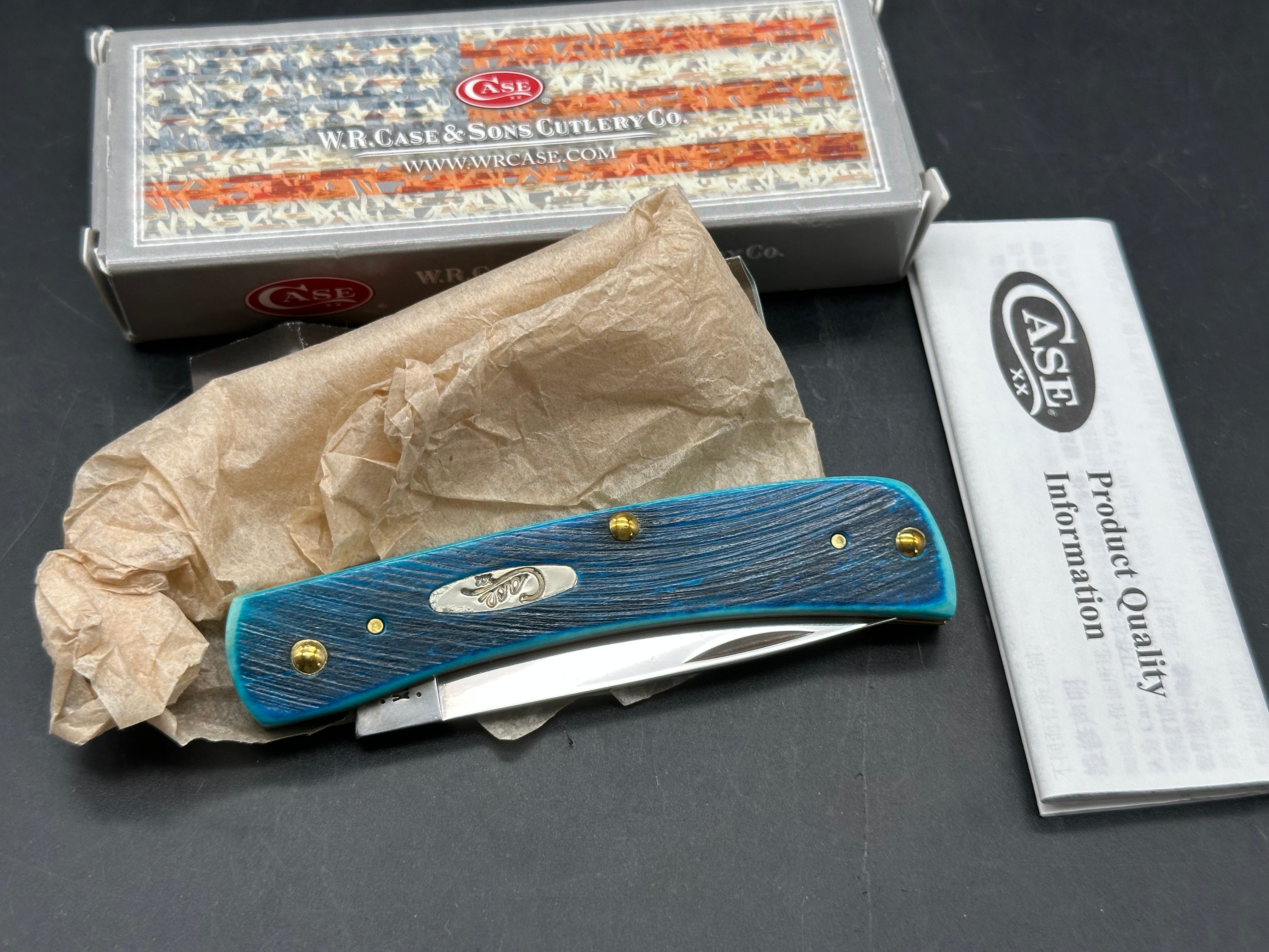Case Sodbuster Jr Caribbean Blue bone saw cut jig