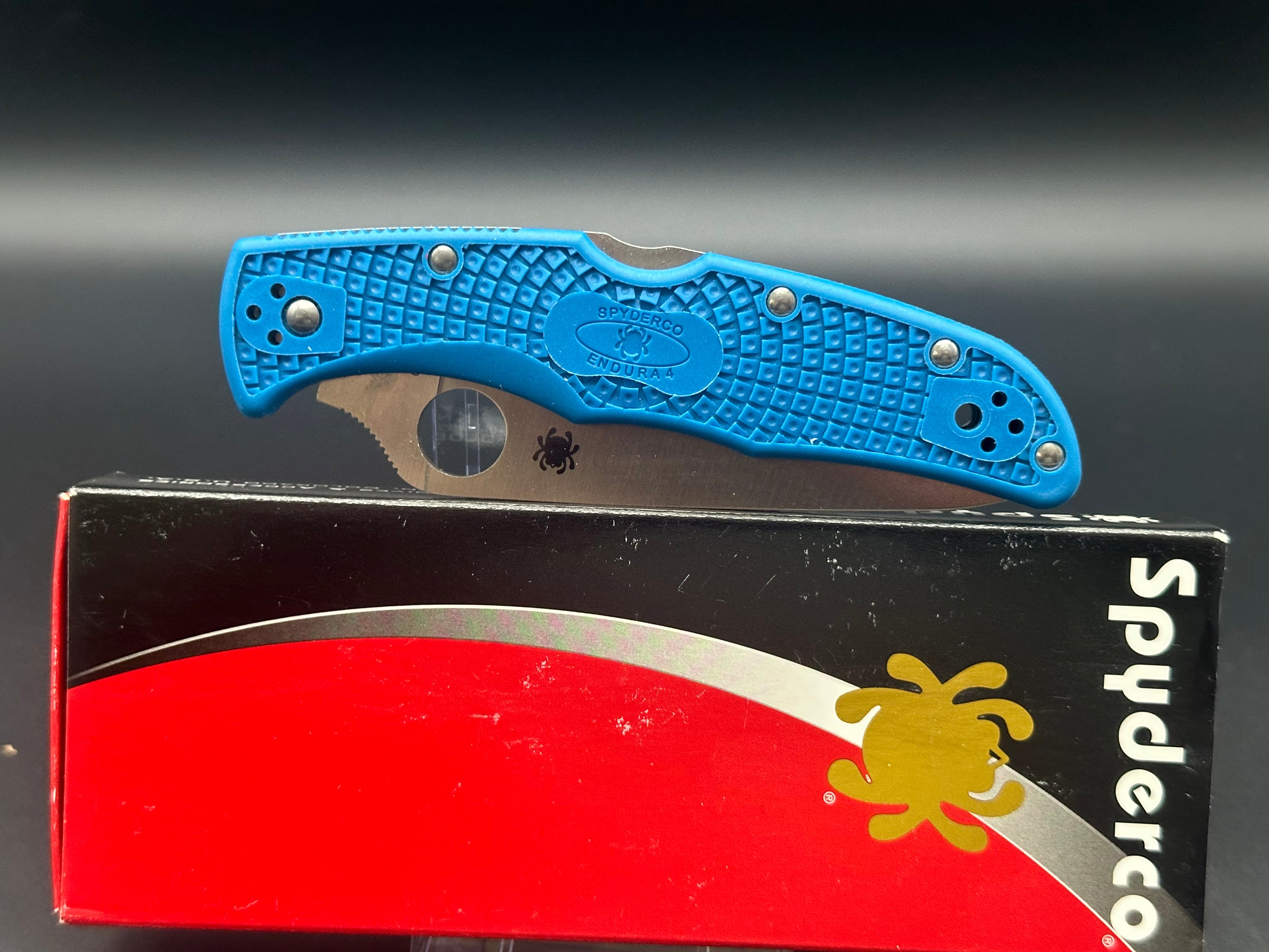 Spyderco Endura 4 Knife Flat Ground Blue FRN (3.75" Satin Plain) C10FPBL