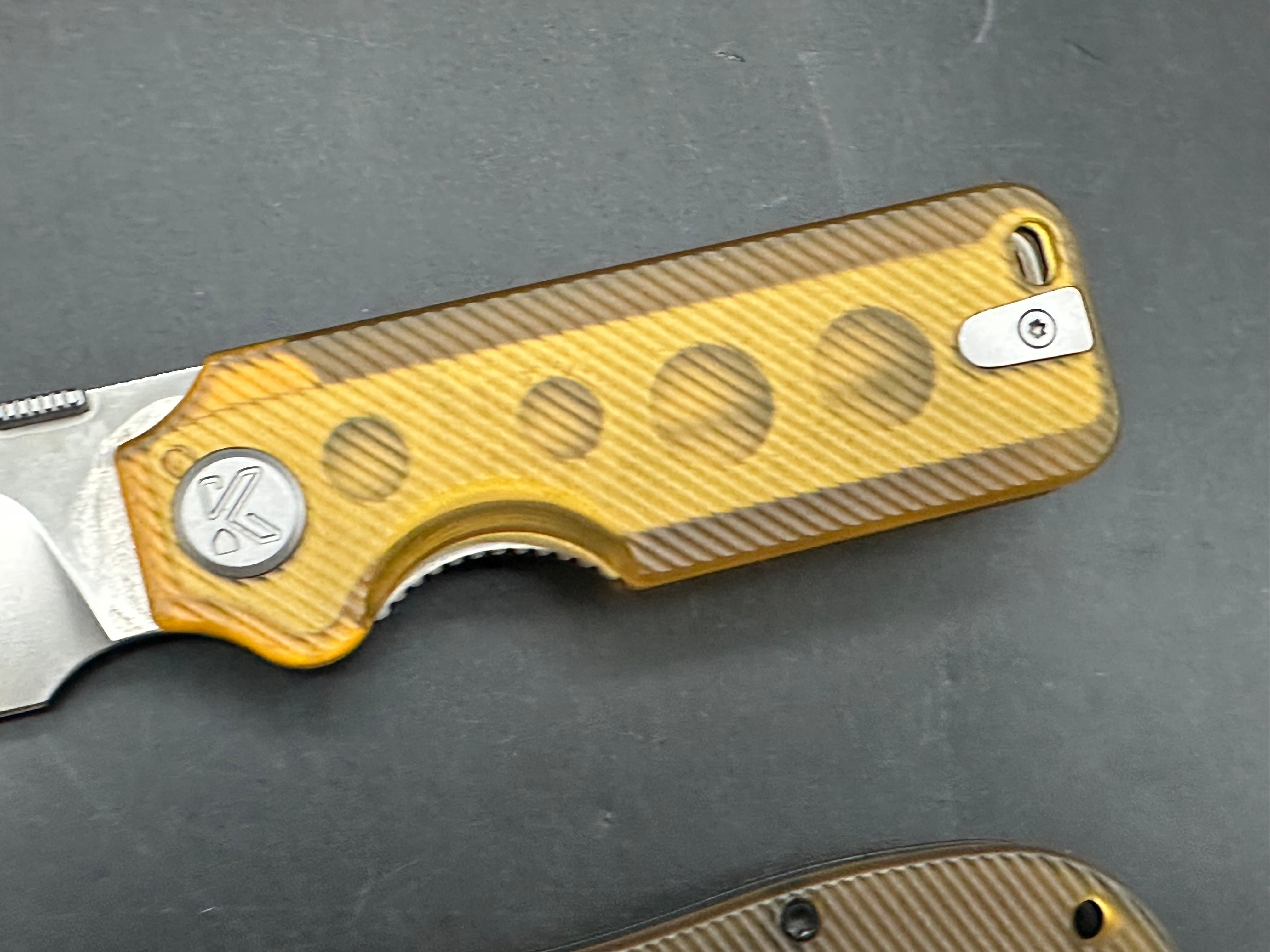 2 Kubey knife bundle