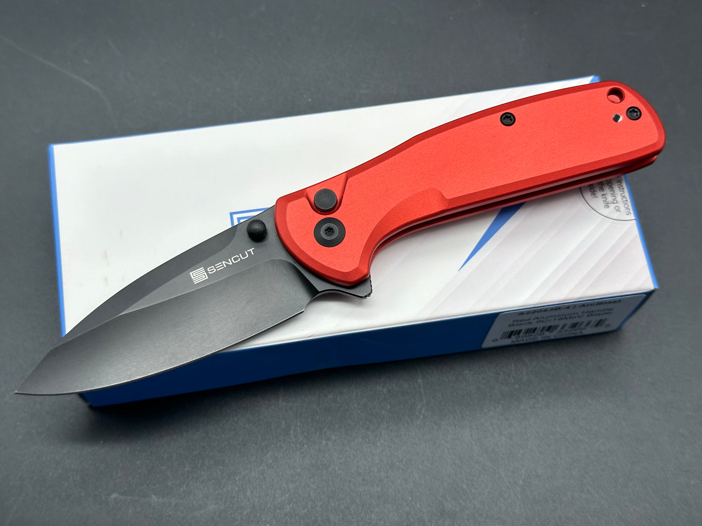 Sencut ArcBlast - Red Aluminum button lock flipper