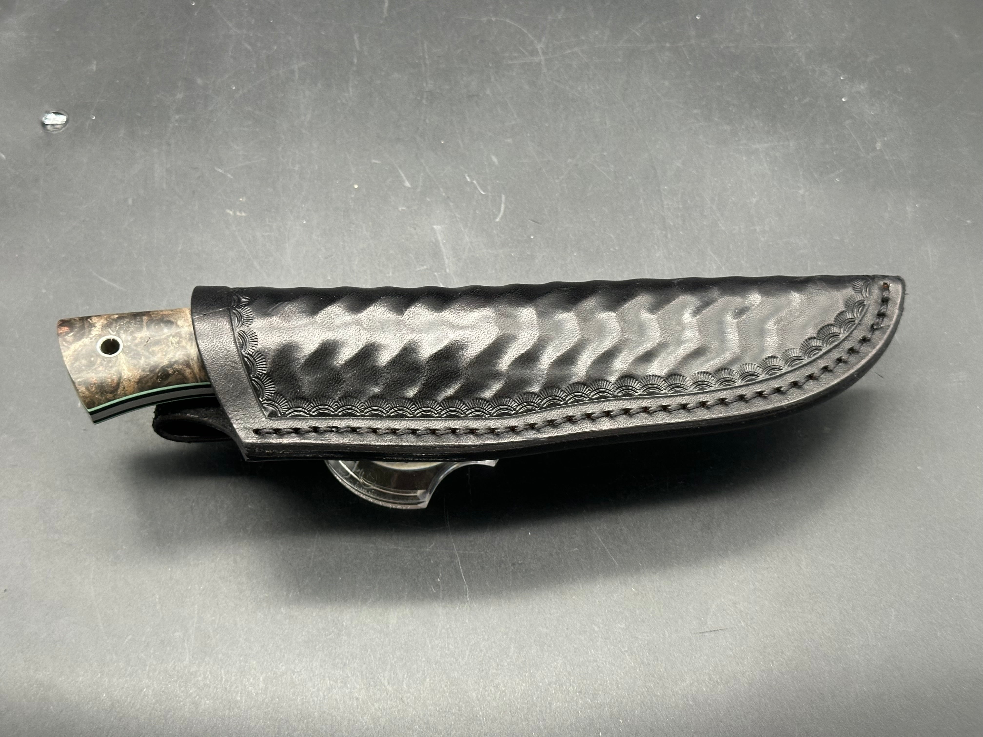 Warlander custom fixed blade knife by Amy Valurius