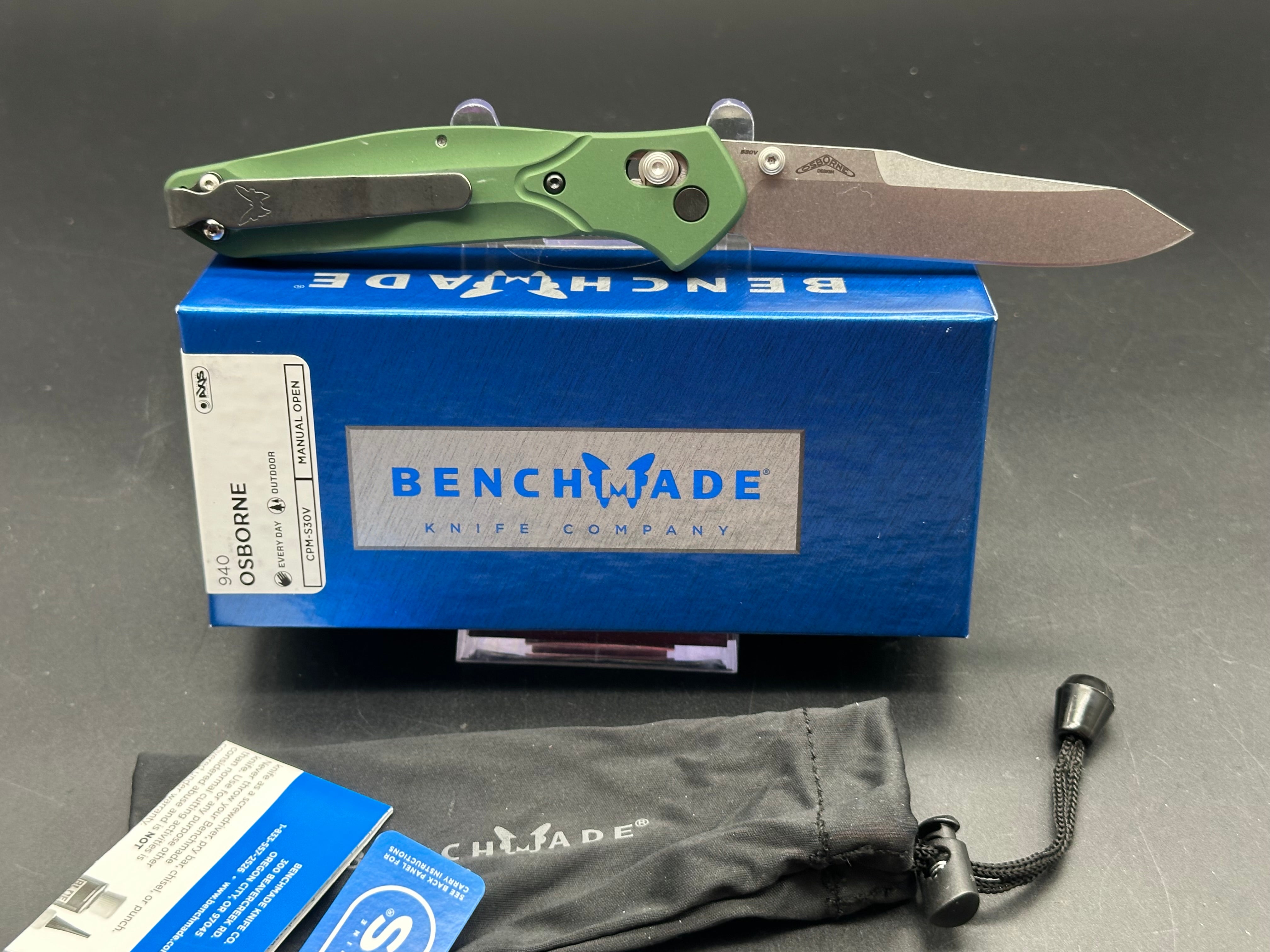 Benchmade 940 Osborne, 3.4" S30V Reverse Tanto Blade with Green Aluminum Handle