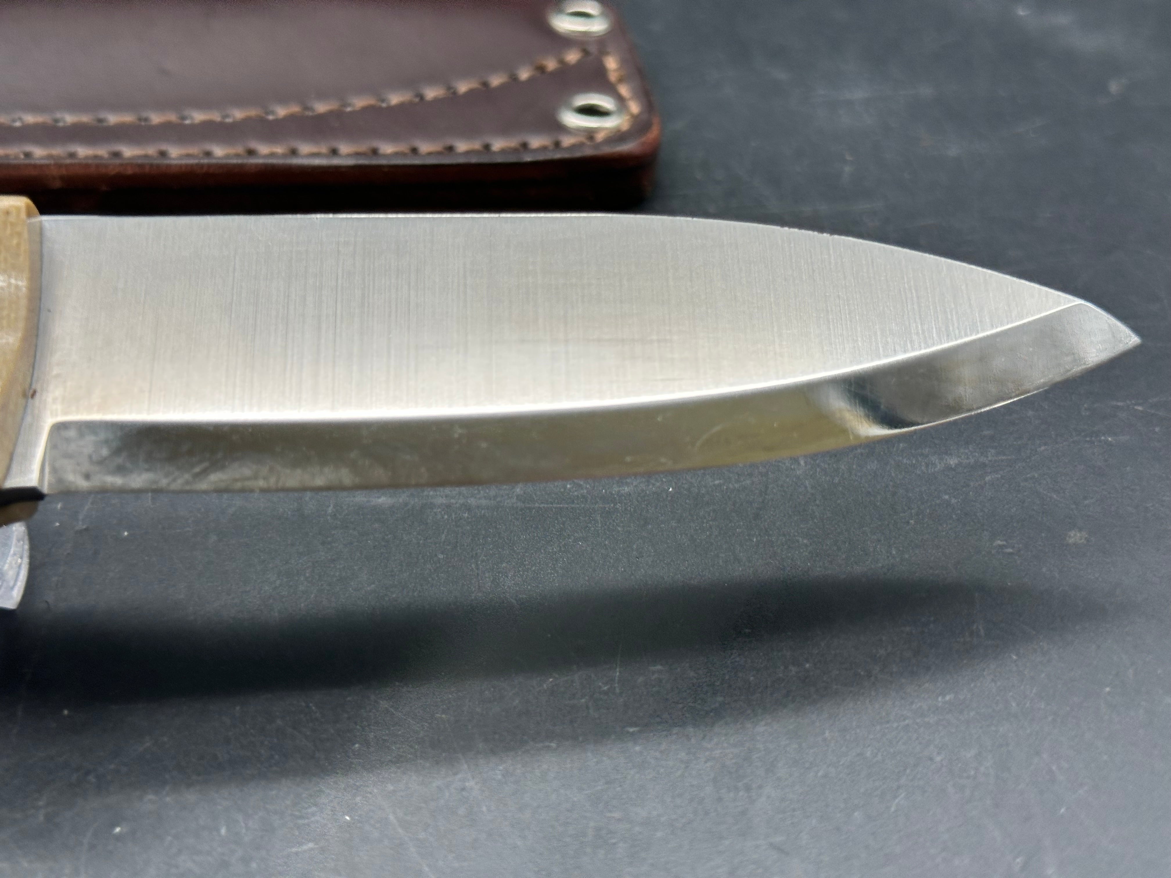 L. T. Wright Gen Scandi fixed blade knife