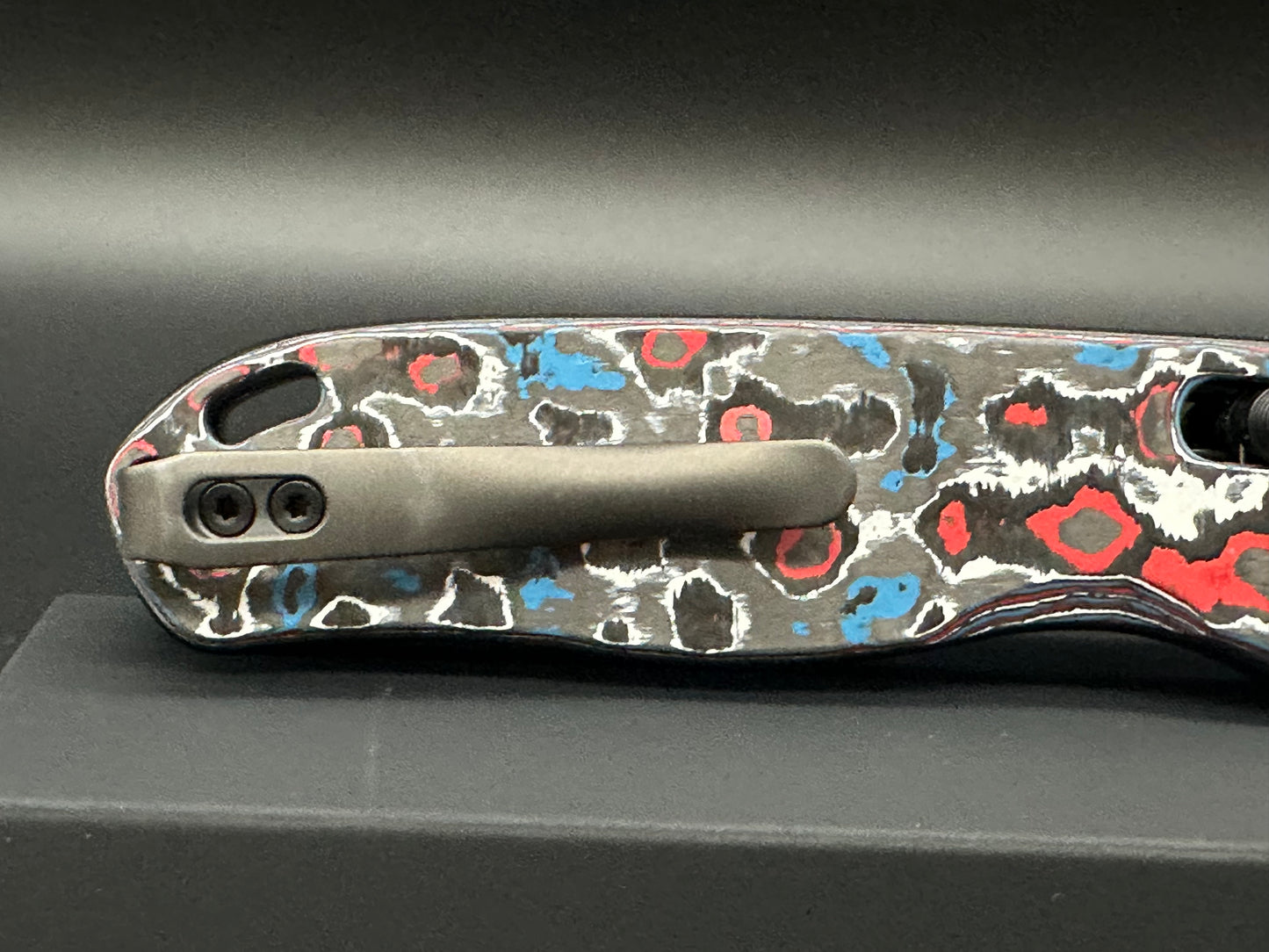 Kizer Drop Bear S45VN Blade Clutch Lock Fatcarbon Handle Ki3619A5 (2.97" DLC)