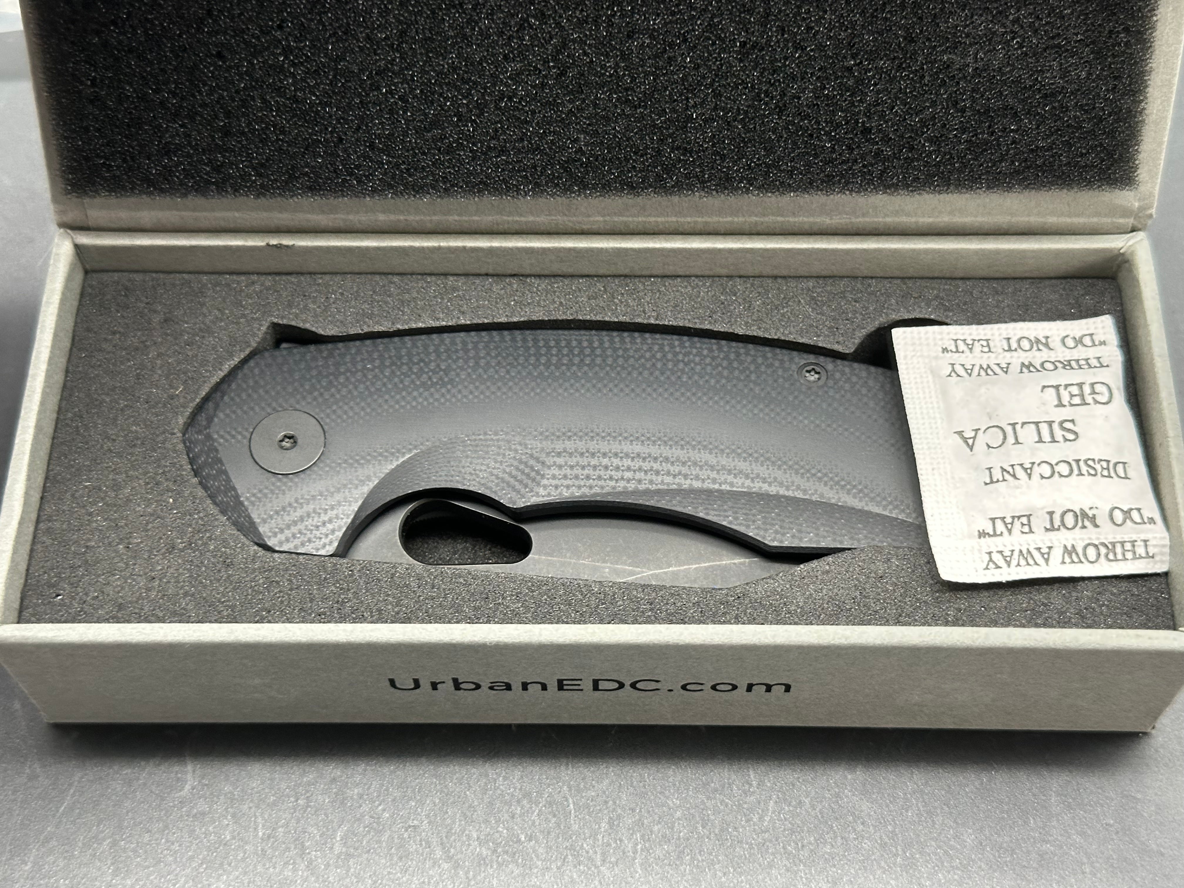 Urban EDC Becerro, Blackwashed CPM-S90V Blade, Black G-10 Handles, Nested Blackwashed Titanium Liners