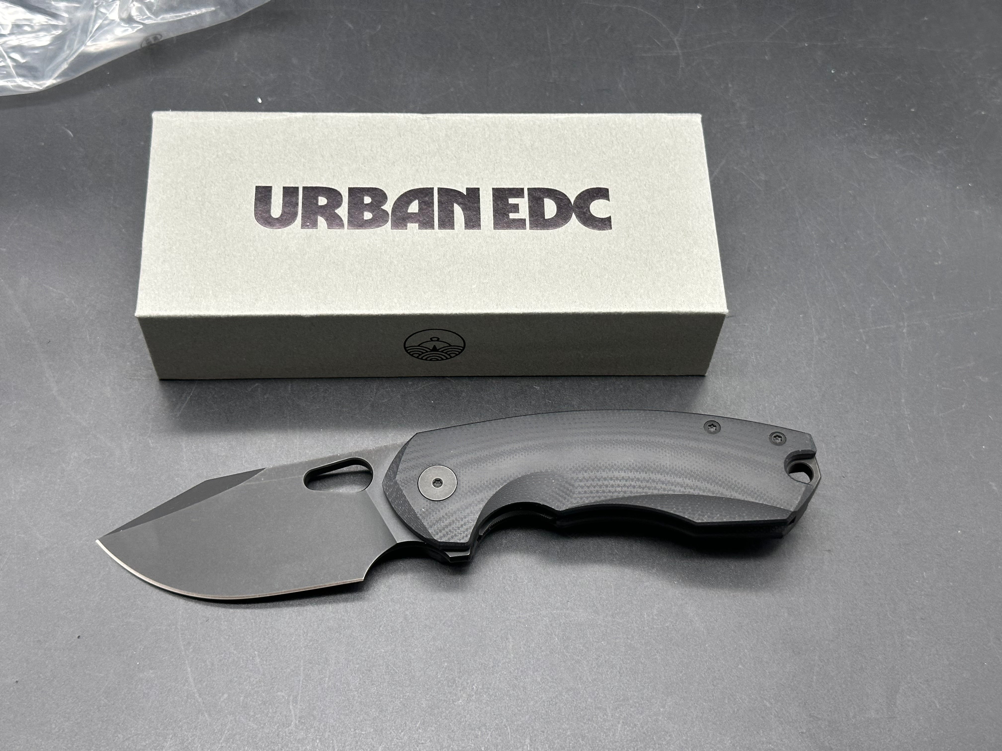 Urban EDC Becerro, Blackwashed CPM-S90V Blade, Black G-10 Handles, Nested Blackwashed Titanium Liners