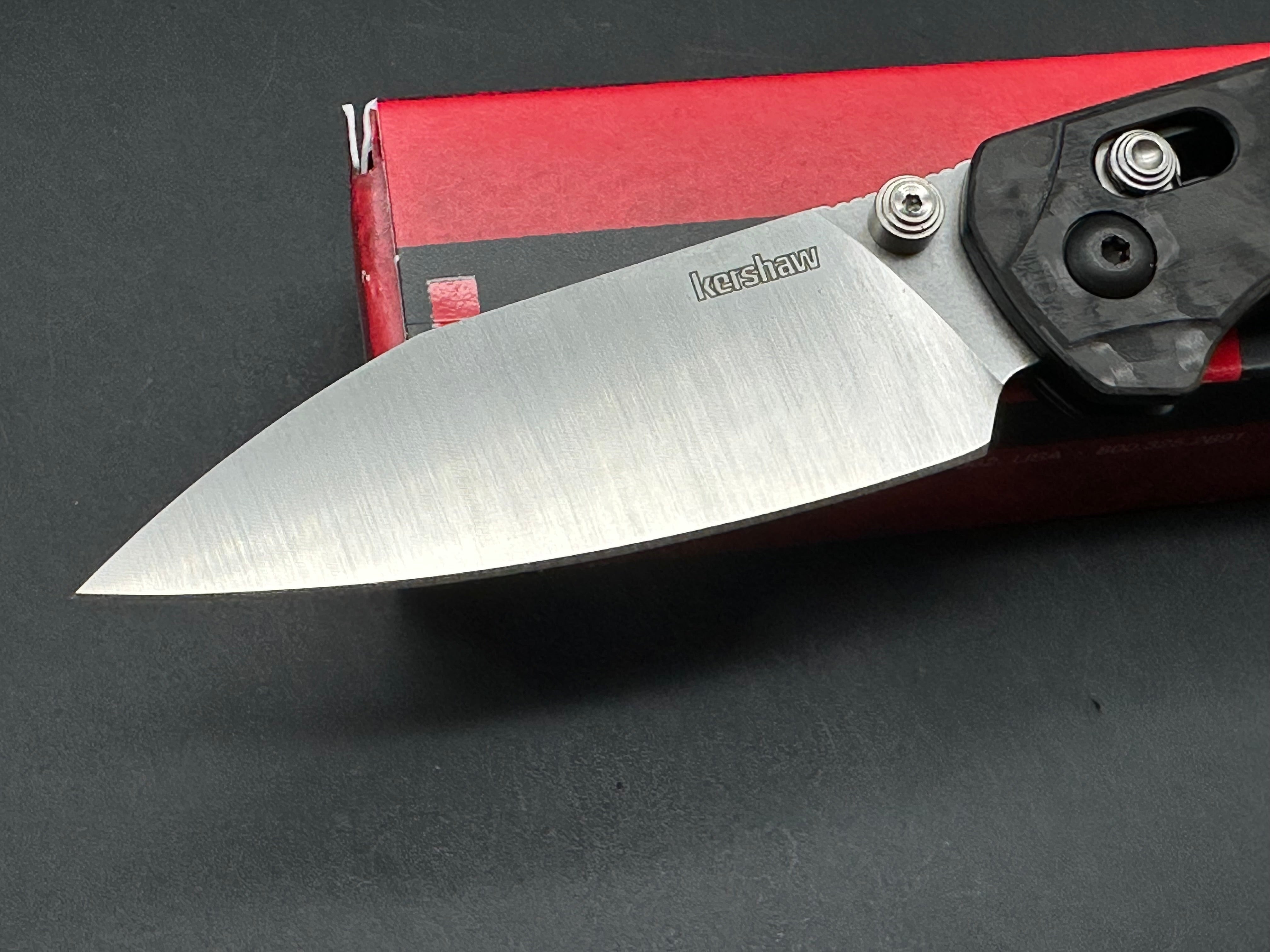 Kershaw Bel Air, 3.1" MagnaCut Reverse Tanto Blade with Carbon Fiber Handle