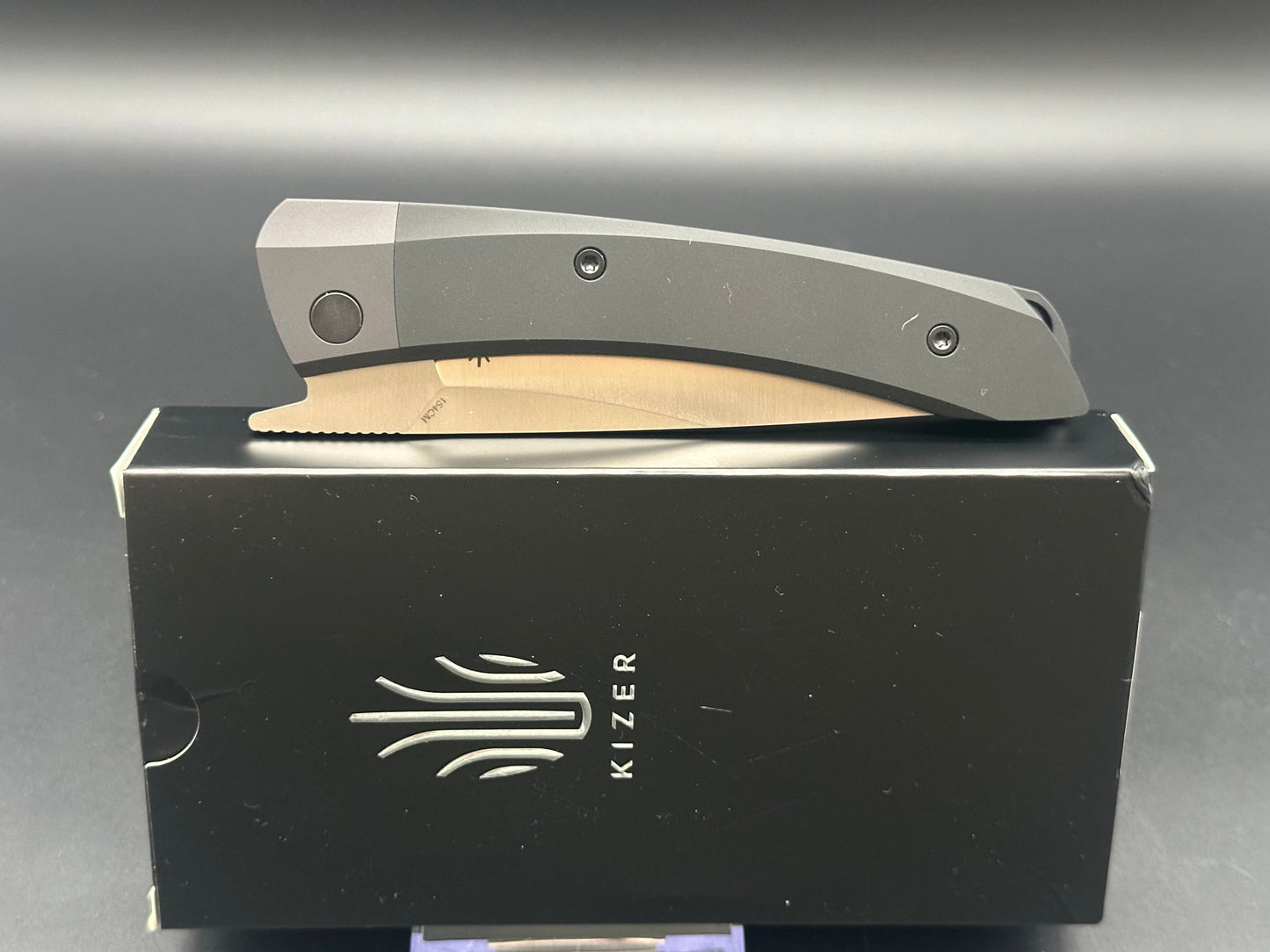 KIZER MOMO POCKET KNIFE 154CM BLADE LINER LOCK ALUMINIUM HANDLE V4663C1