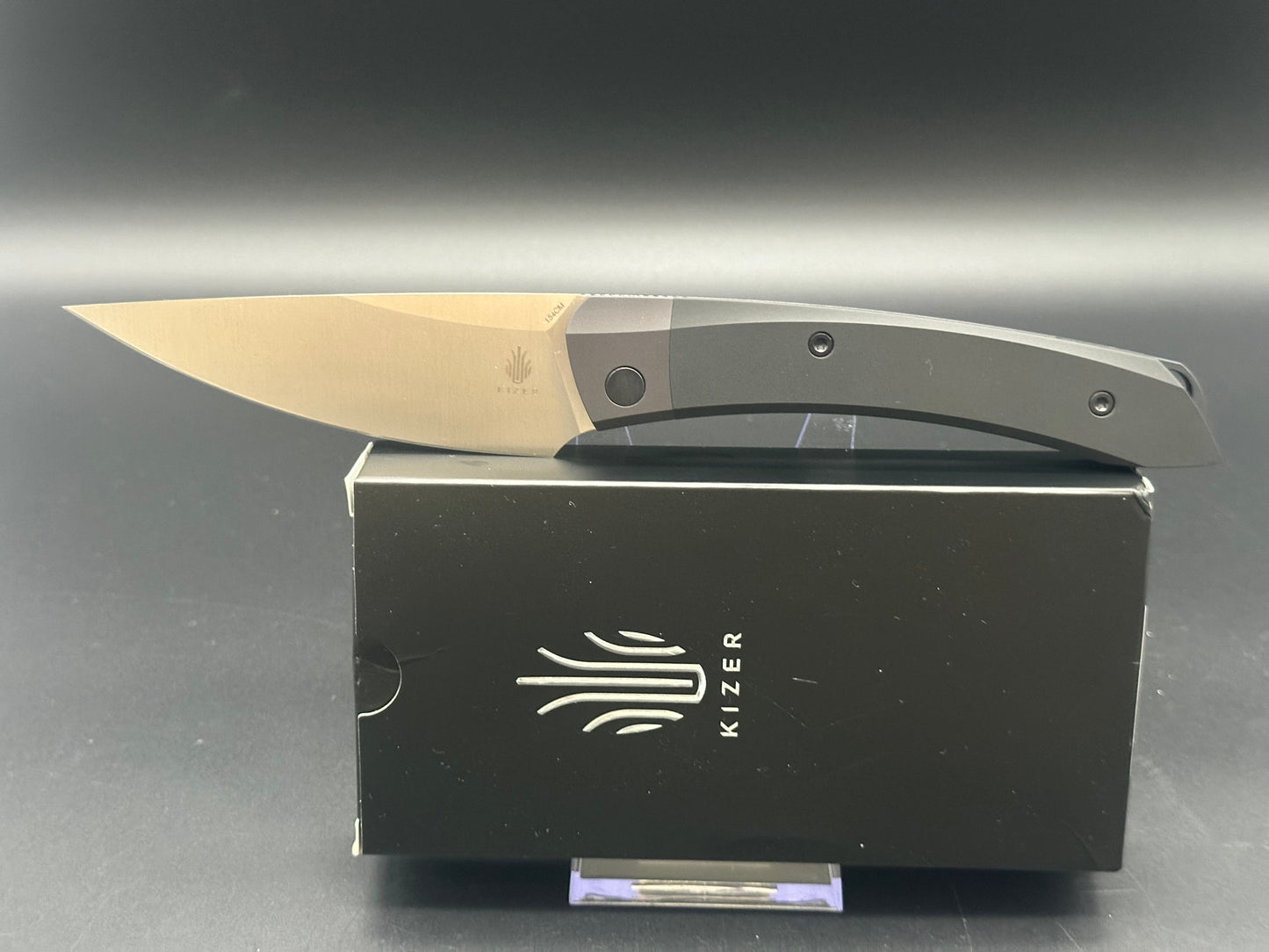 KIZER MOMO POCKET KNIFE 154CM BLADE LINER LOCK ALUMINIUM HANDLE V4663C1