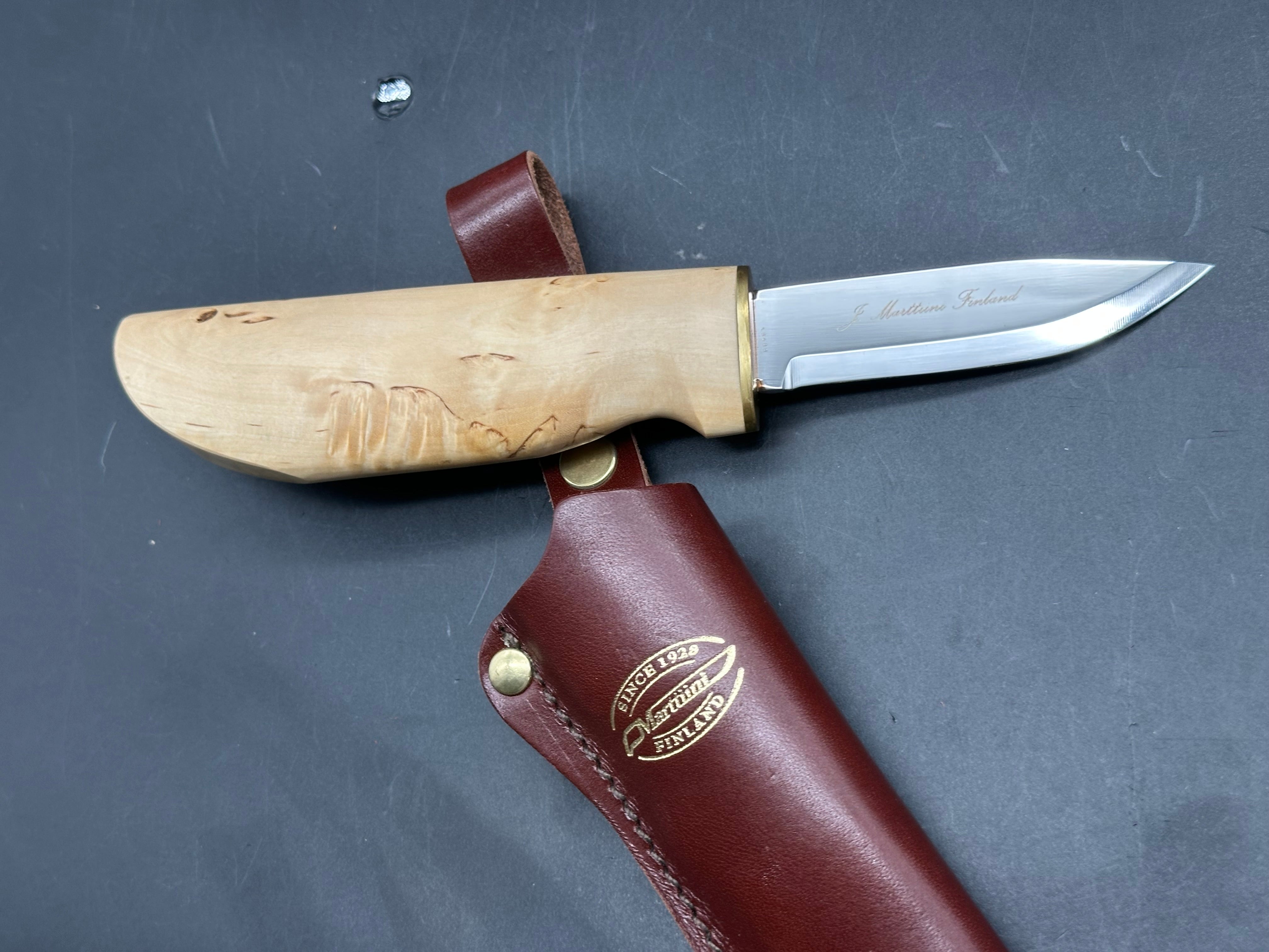 Marttini Fixed blade knife w/Sheath