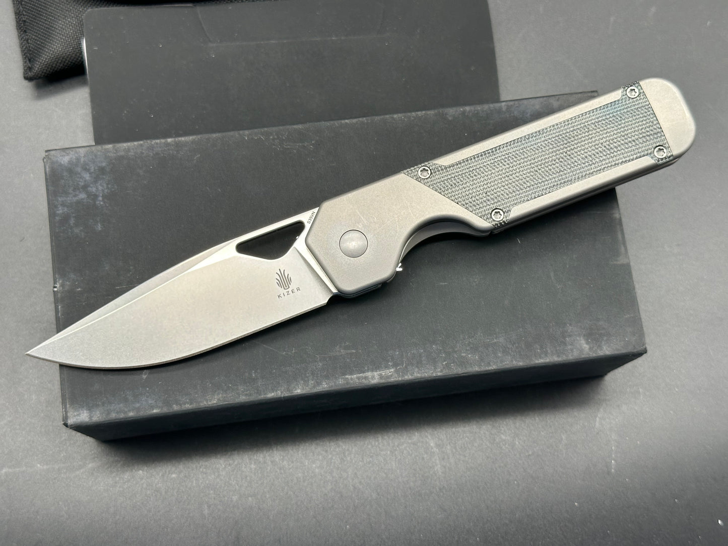 KIZER MILITAW POCKET KNIFE JONATHAN STYLE TITANIUM & MICARTA HANDLE S35VN STEEL