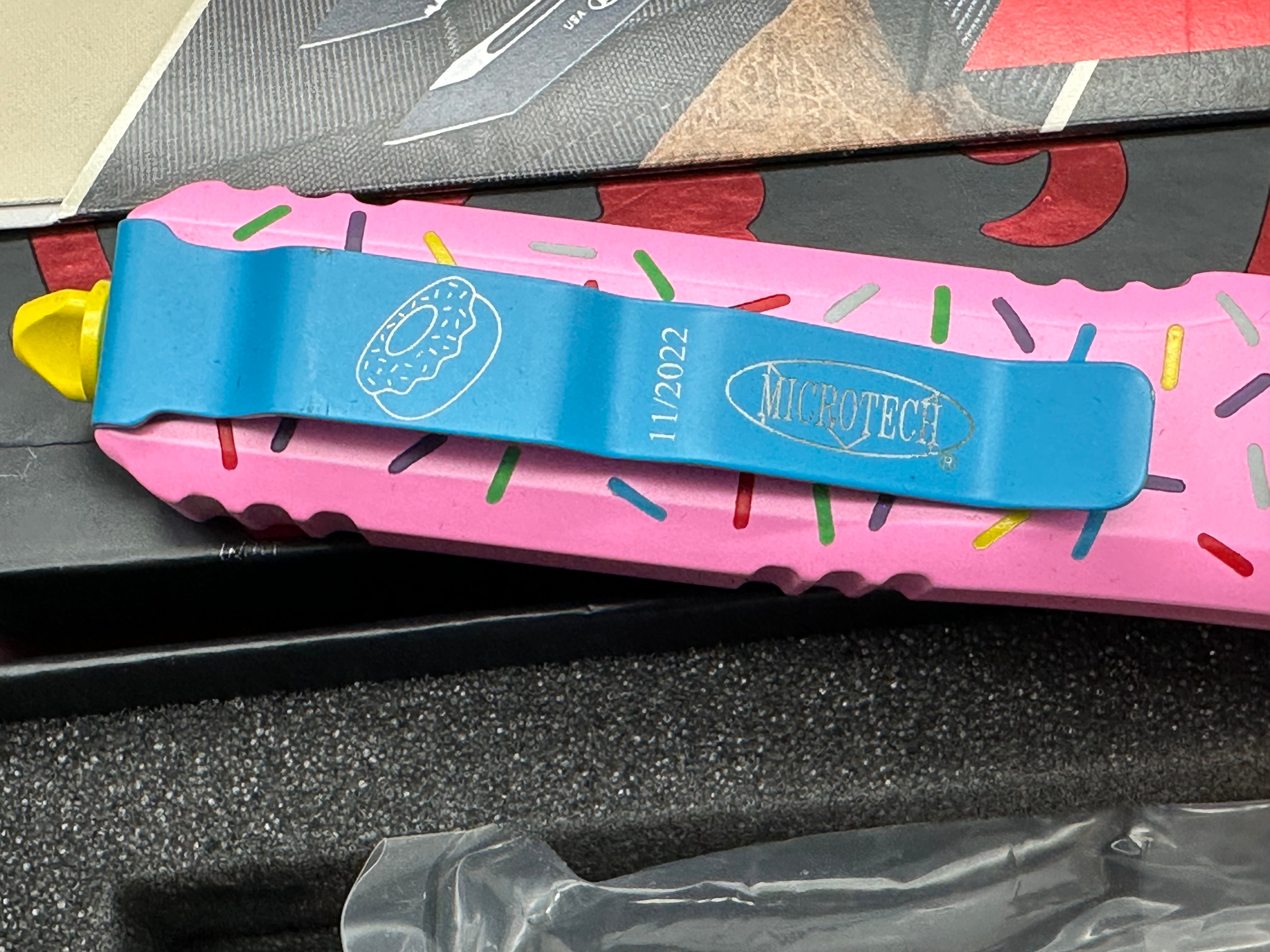 Microtech Exclusive Dessert Warrior Donut Pink 3.4"