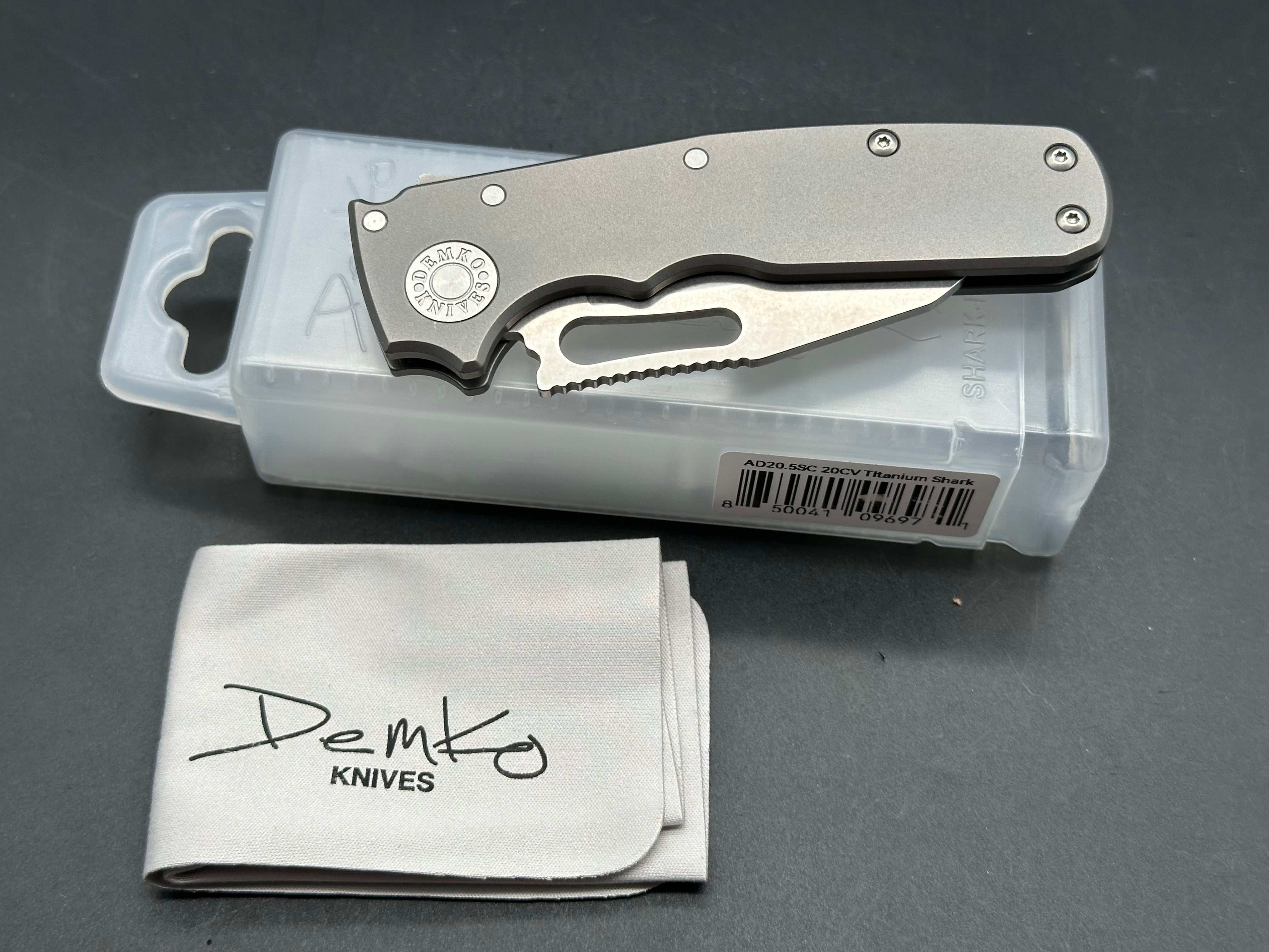 Demko Shark Cub Titanium