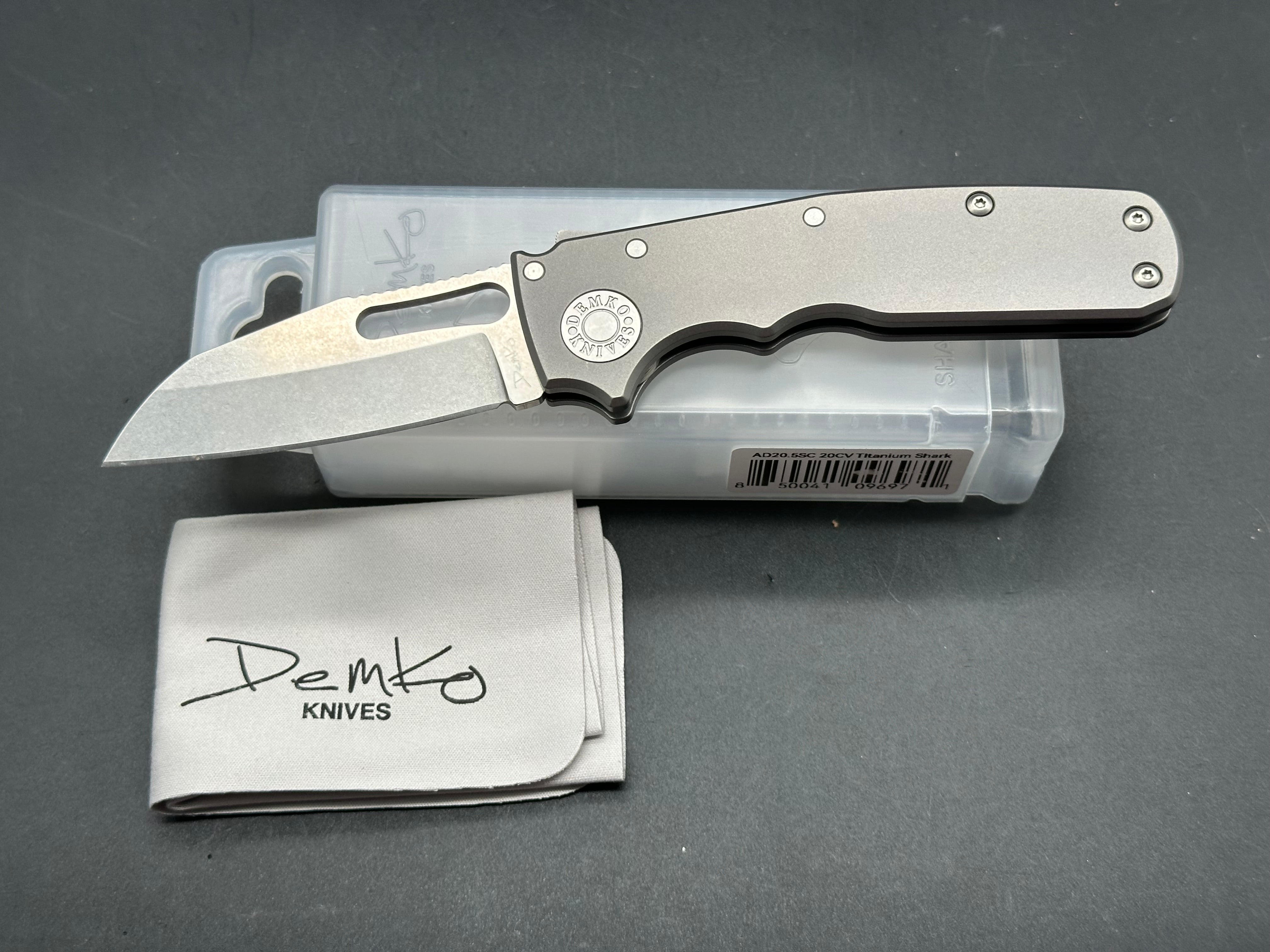 Demko Shark Cub Titanium