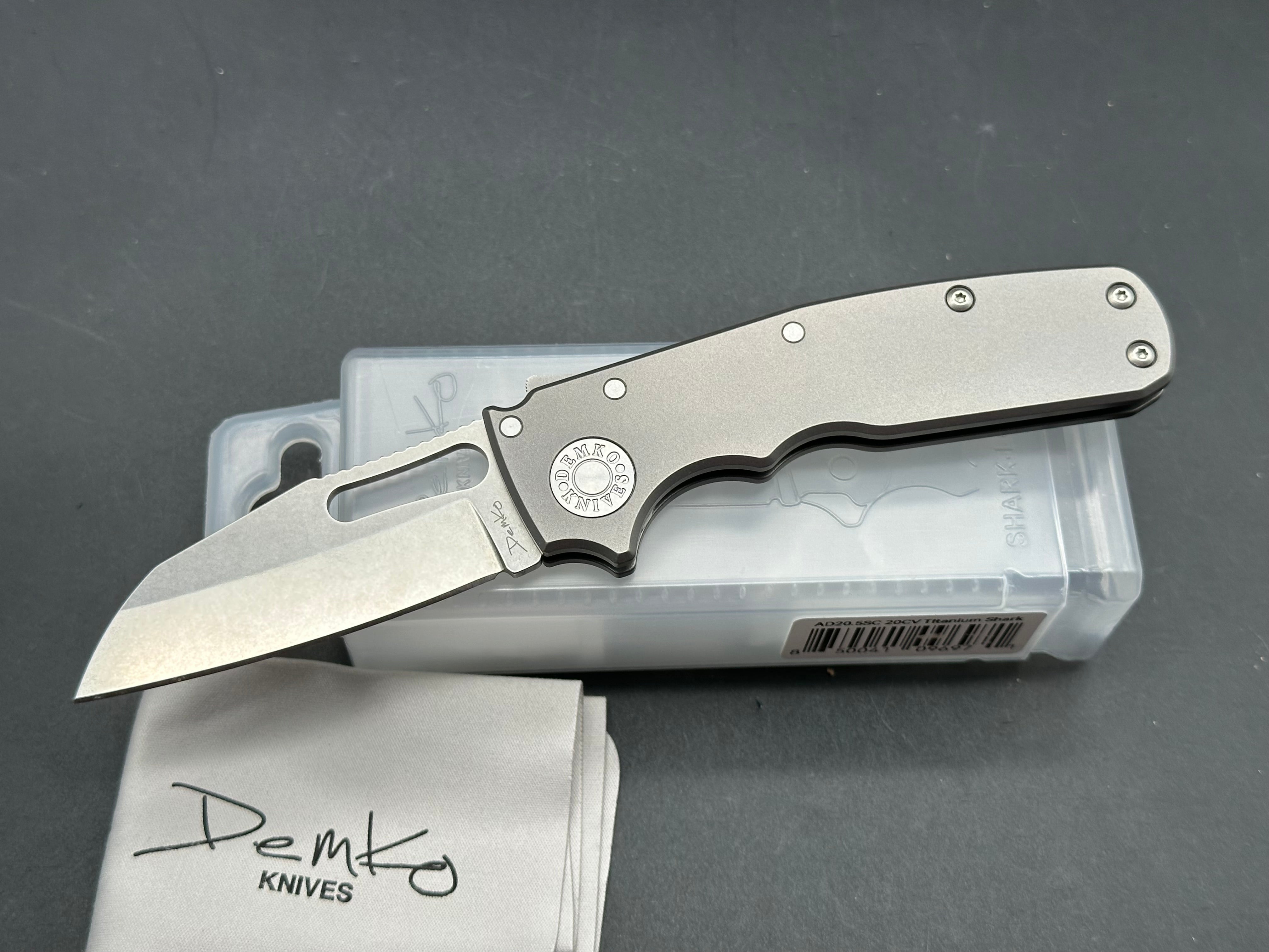 Demko Shark Cub Titanium