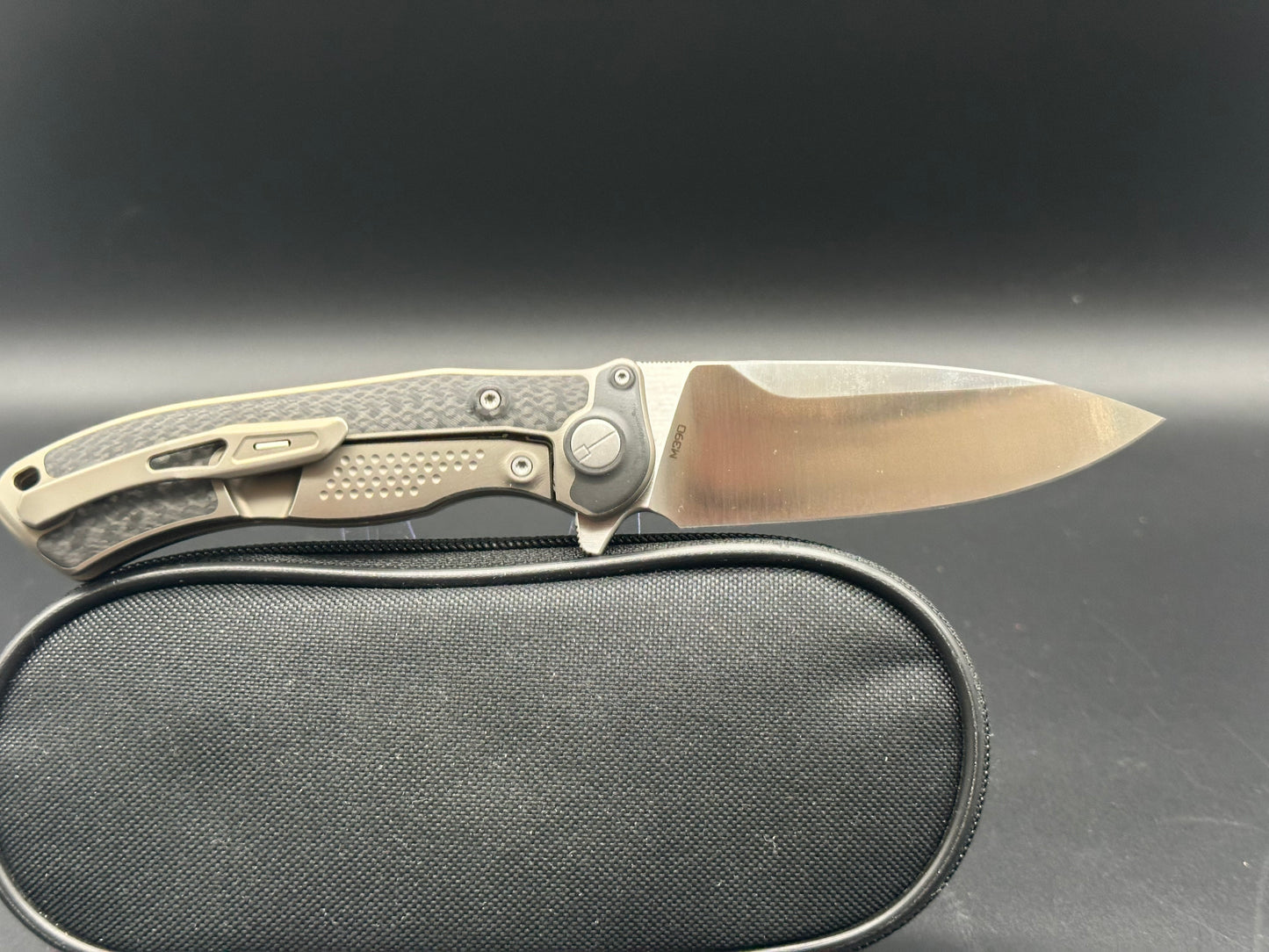 Venom Bone Doctor Kevin John titanium/carbon fiber handle with 3.875 inch M390 blade