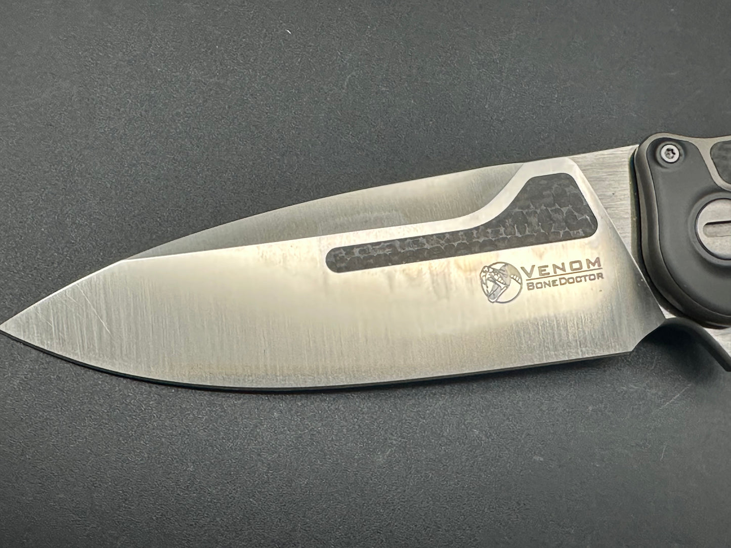 Venom Bone Doctor Kevin John titanium/carbon fiber handle with 3.875 inch M390 blade