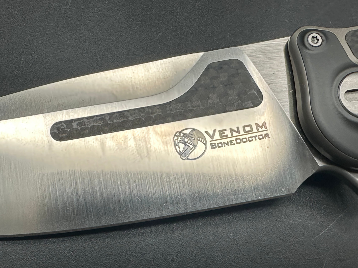 Venom Bone Doctor Kevin John titanium/carbon fiber handle with 3.875 inch M390 blade