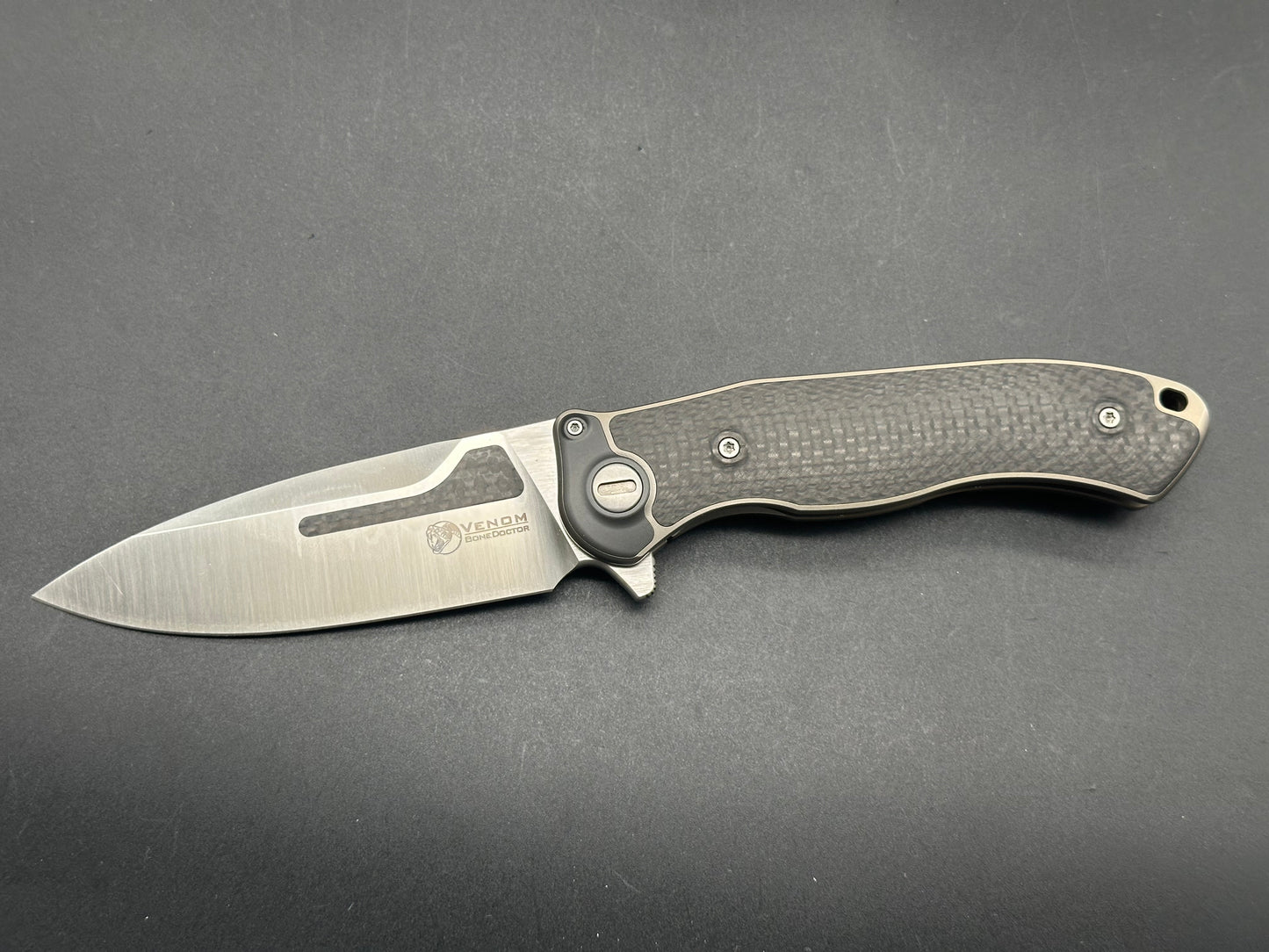 Venom Bone Doctor Kevin John titanium/carbon fiber handle with 3.875 inch M390 blade