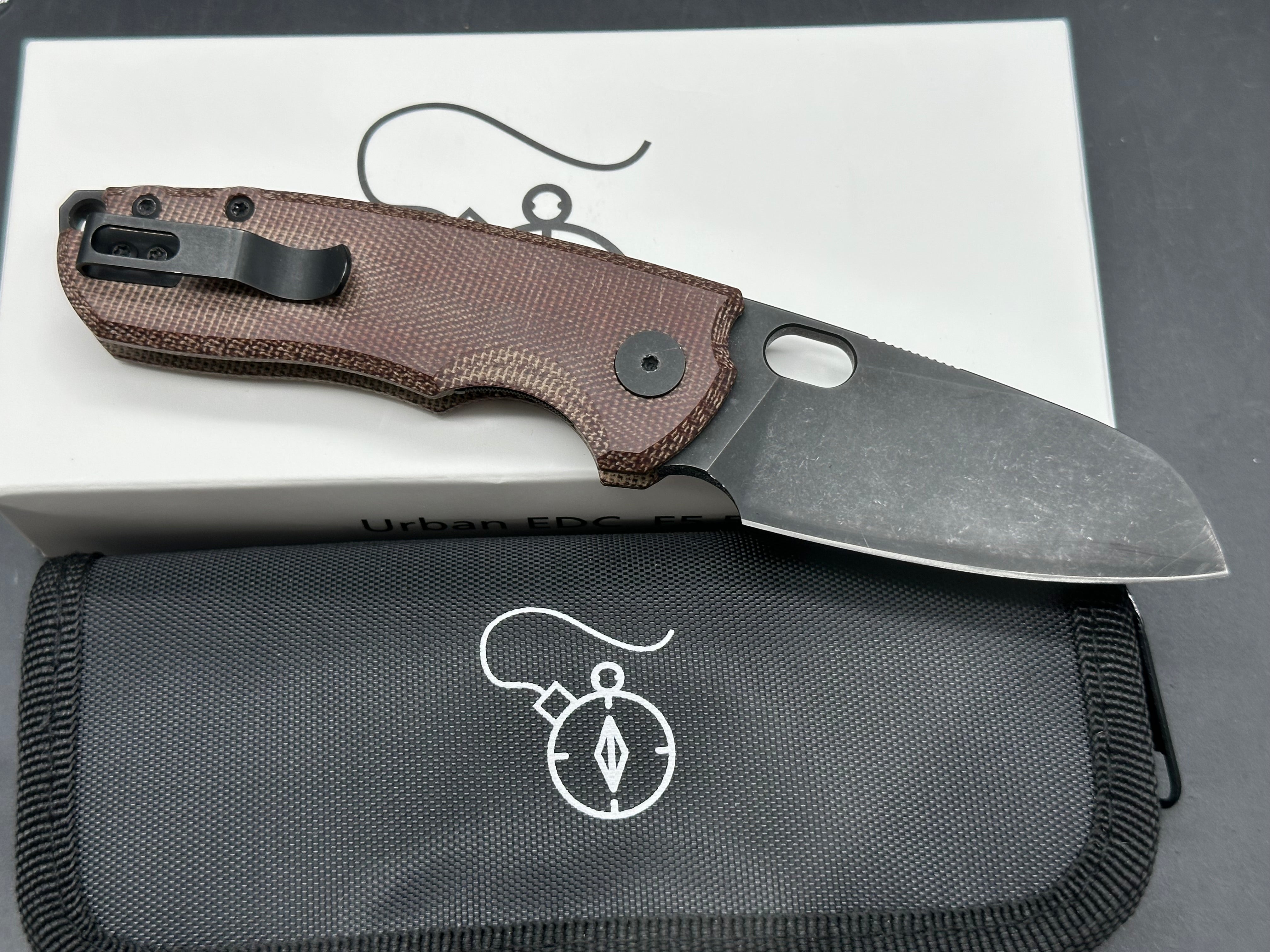 Urban edc f5.5 M390 Scale swap