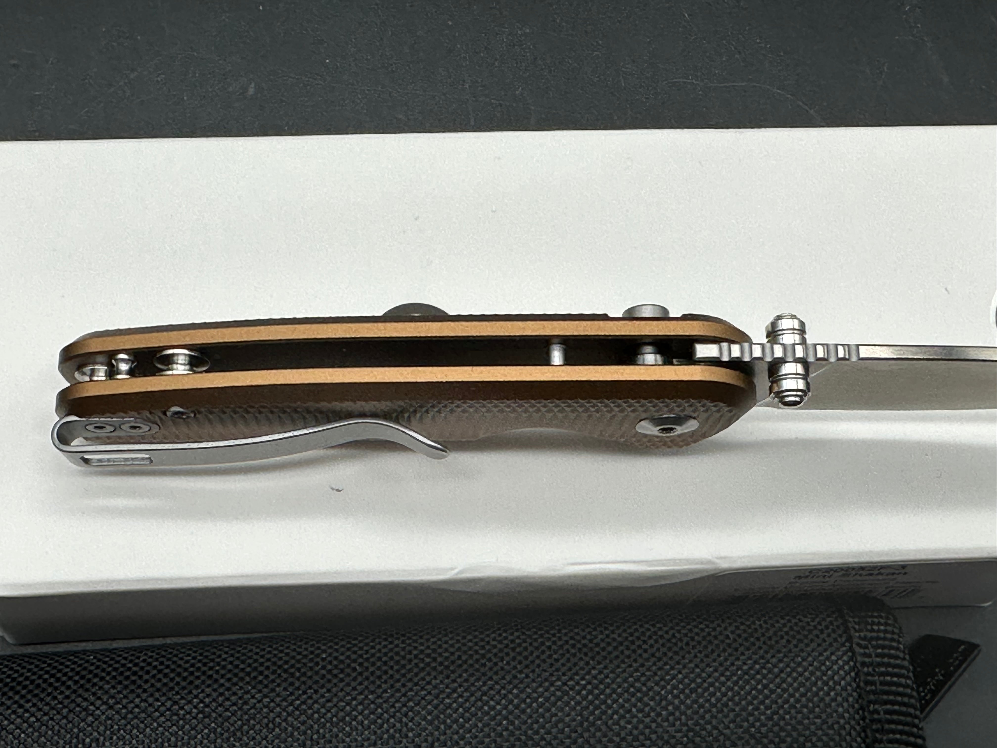 CIVIVI MINI SHAKAN COYOTE BROWN ALUMINUM HANDLE NITRO-V PLAIN EDGE
