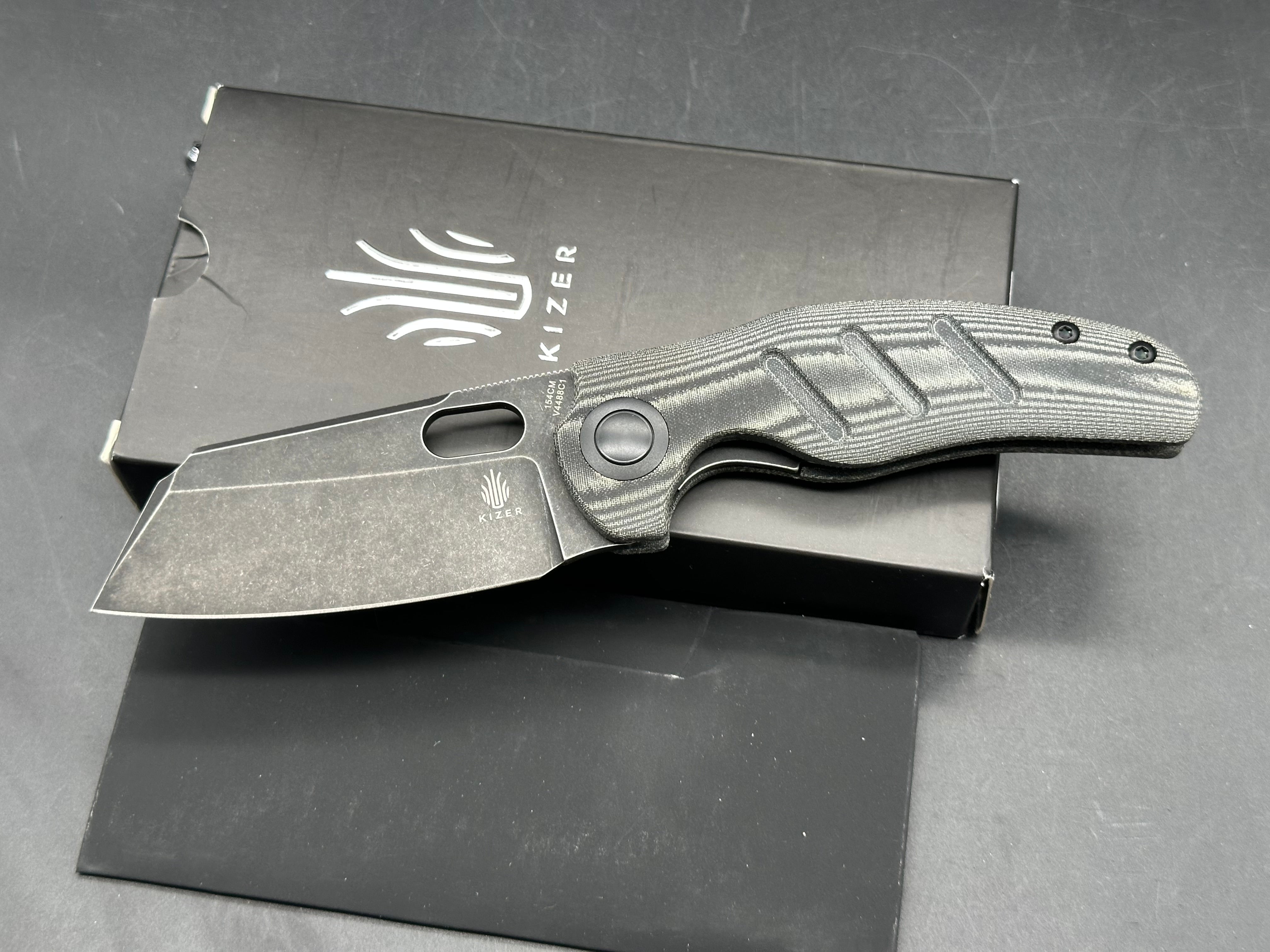 Kizer sheepdog micarta scales 154CM blade
