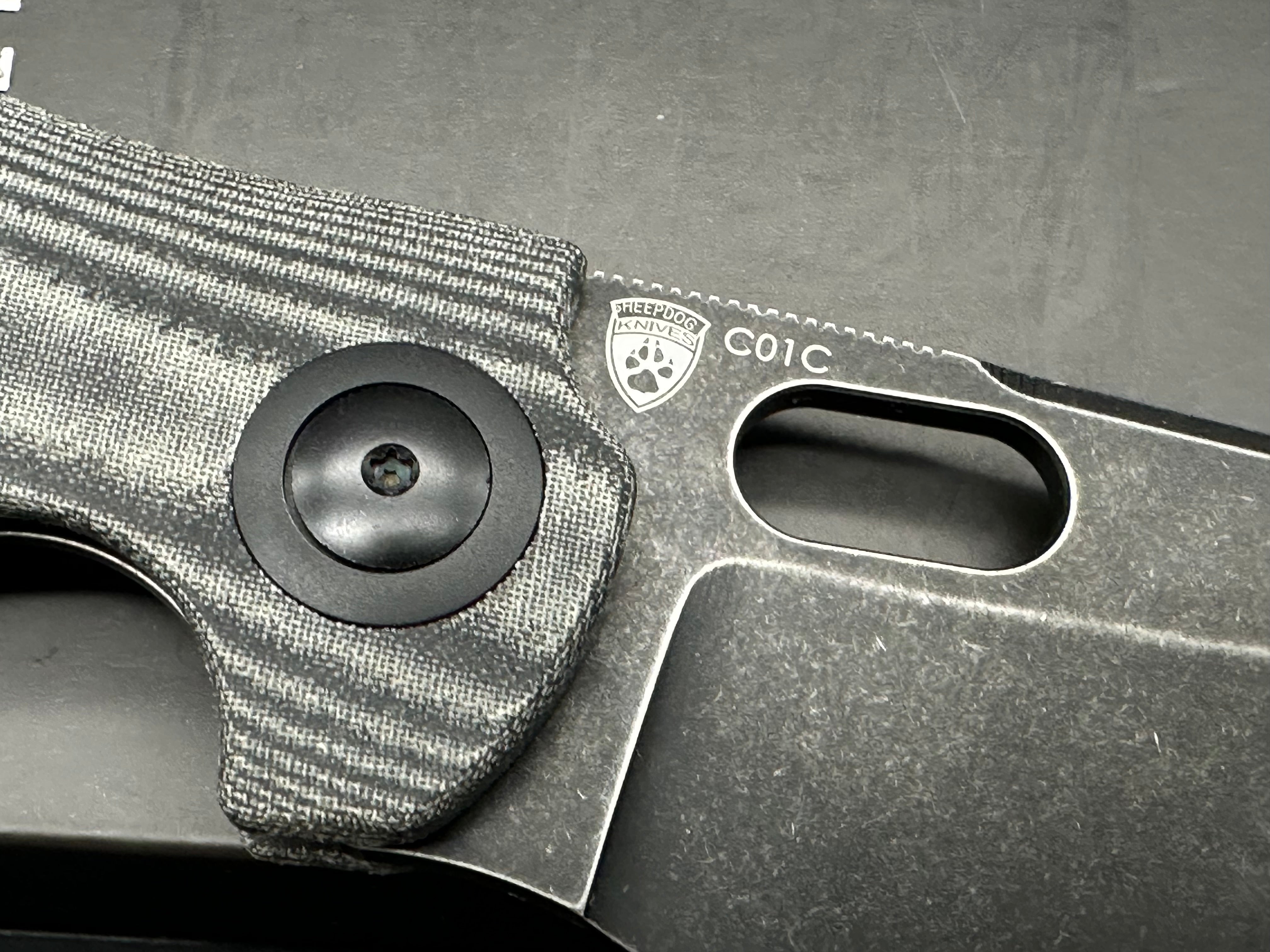 Kizer sheepdog micarta scales 154CM blade