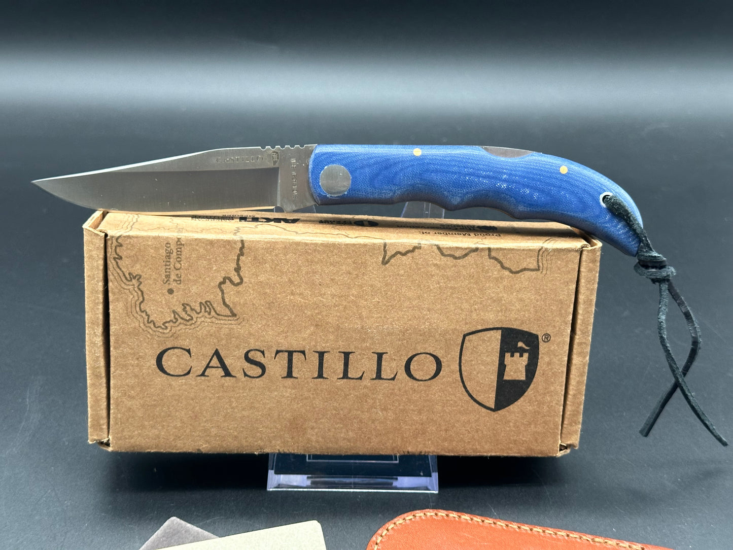 Castillo Tagus - River Blue Micarta (3.6" 14C28N Satin)