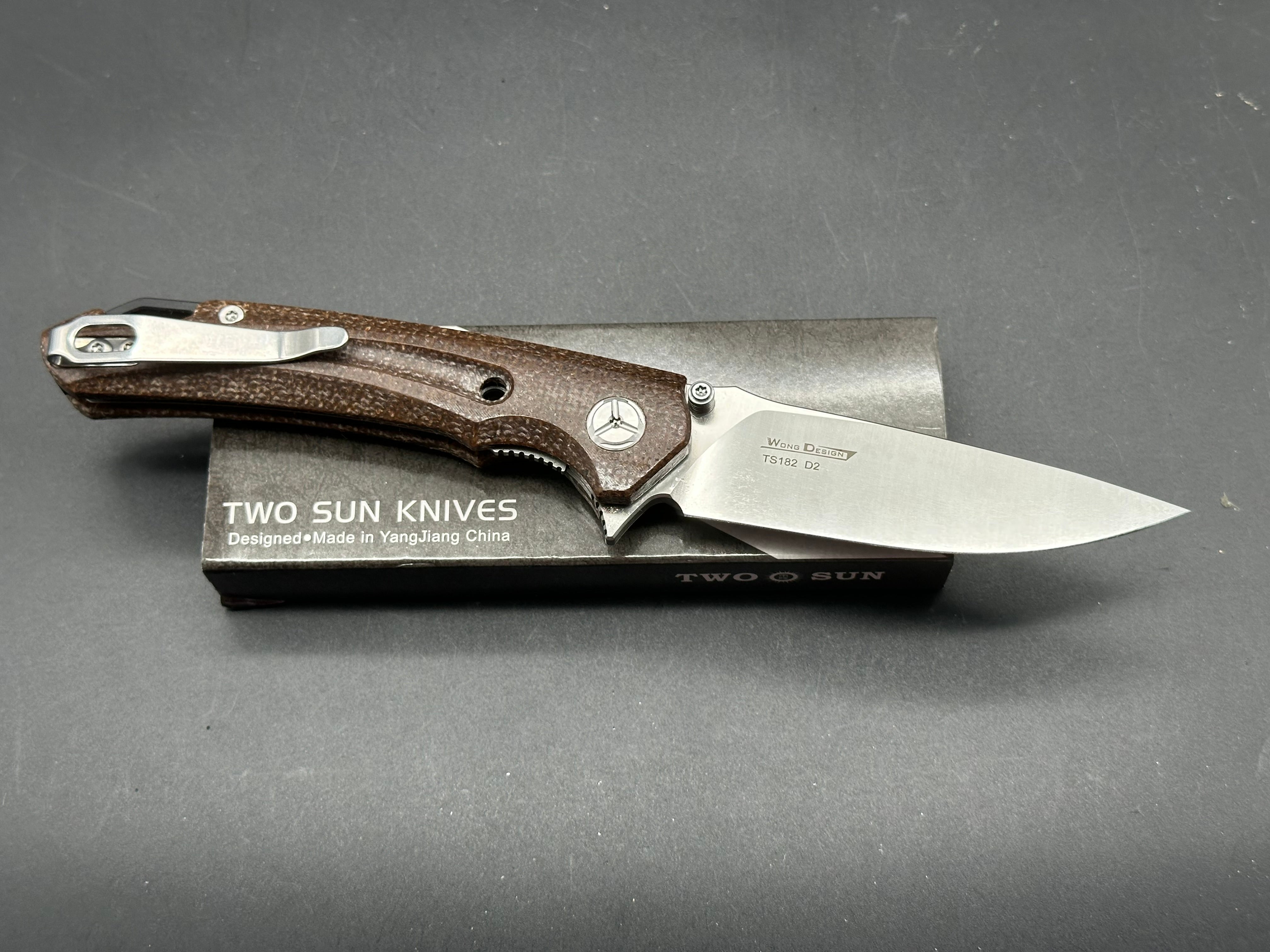 TwoSun Folding Knife Brown Linen Micarta Handle D2 Plain Edge TS-182