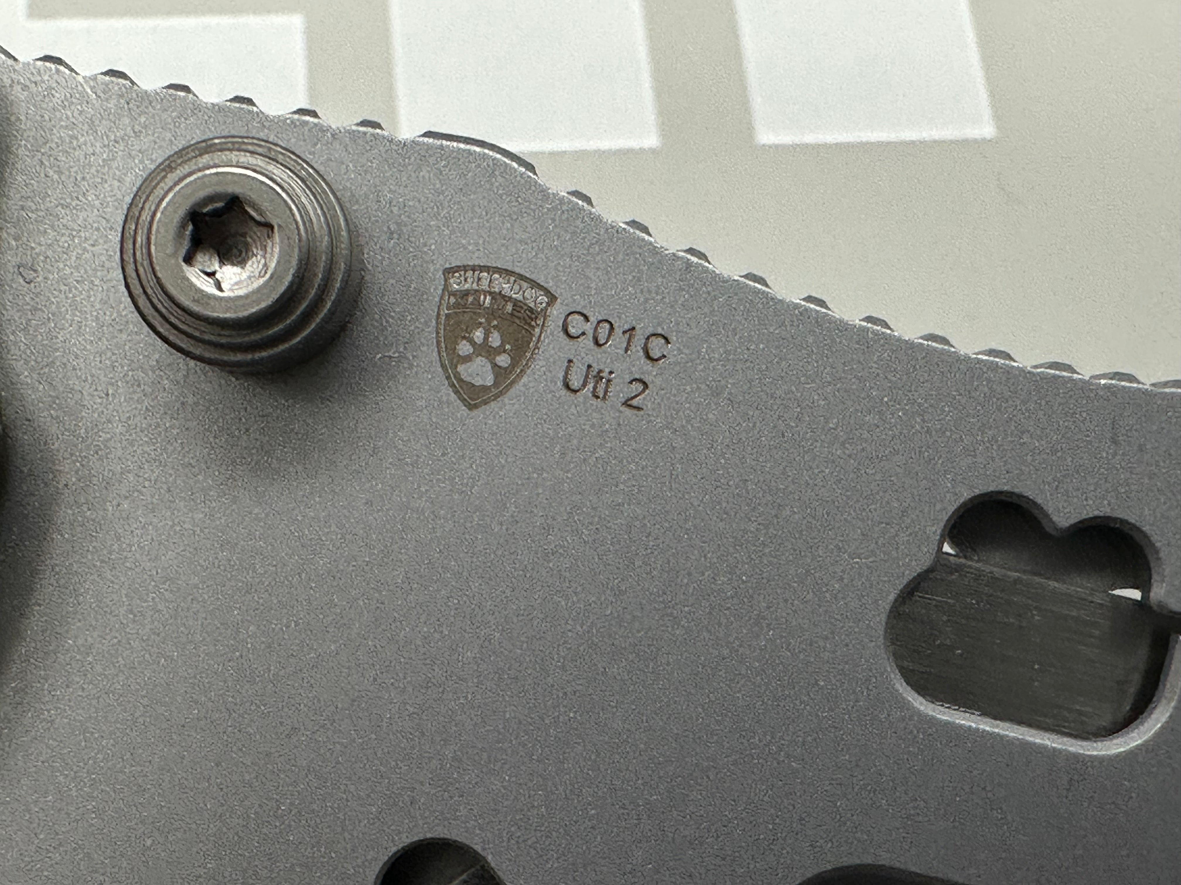 KIZER C01C UTI 2 UTILITY FOLDING KNIFE GREEN MICARTA HANDLE 5CR15MOV PLAIN EDGE BEAD BLAST FINISH