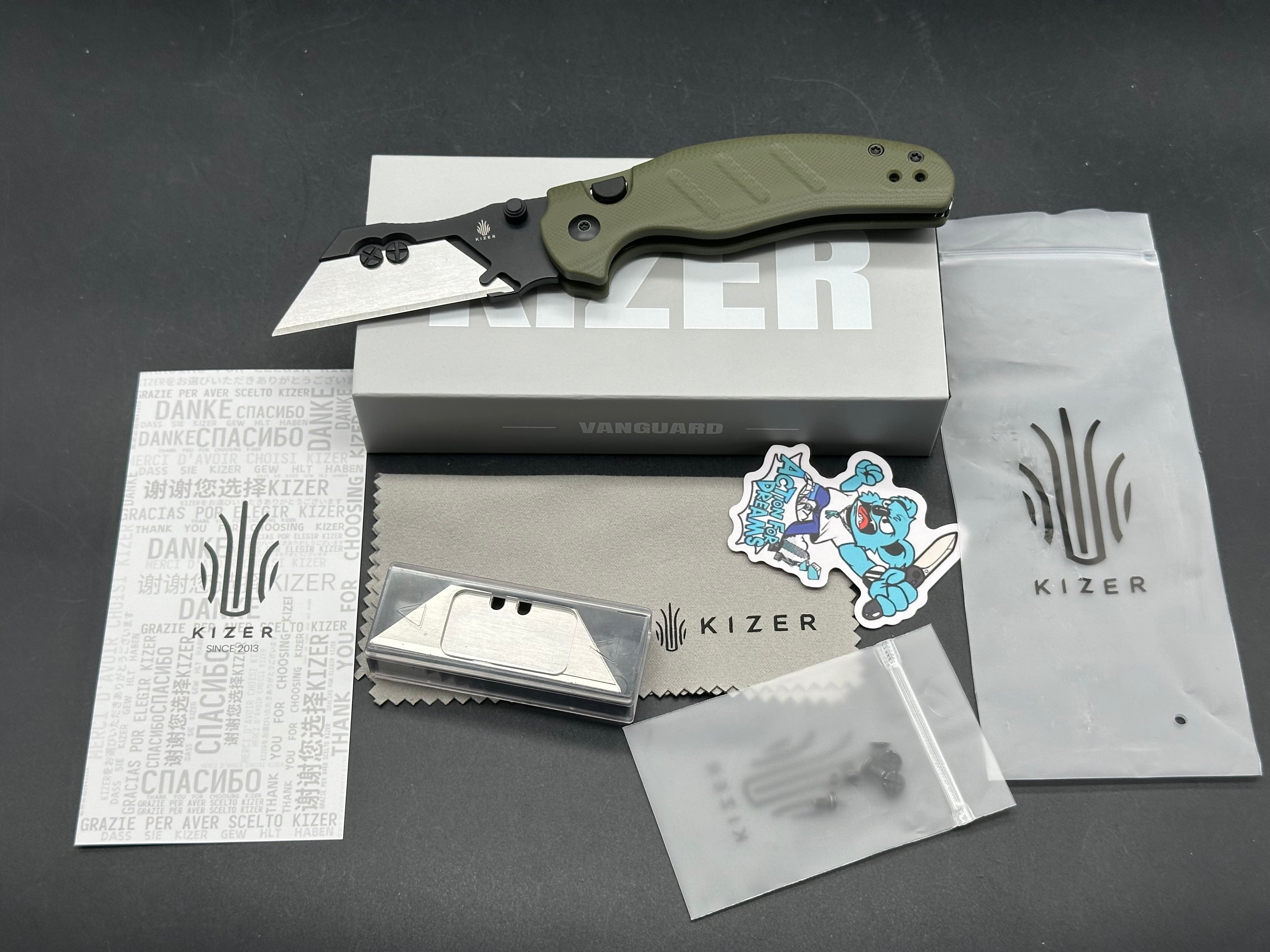 KIZER C01C UTI 1 UTILITY FOLDING KNIFE GREEN G10 HANDLE 5CR15MOV PLAIN BLACK PVD BLADE