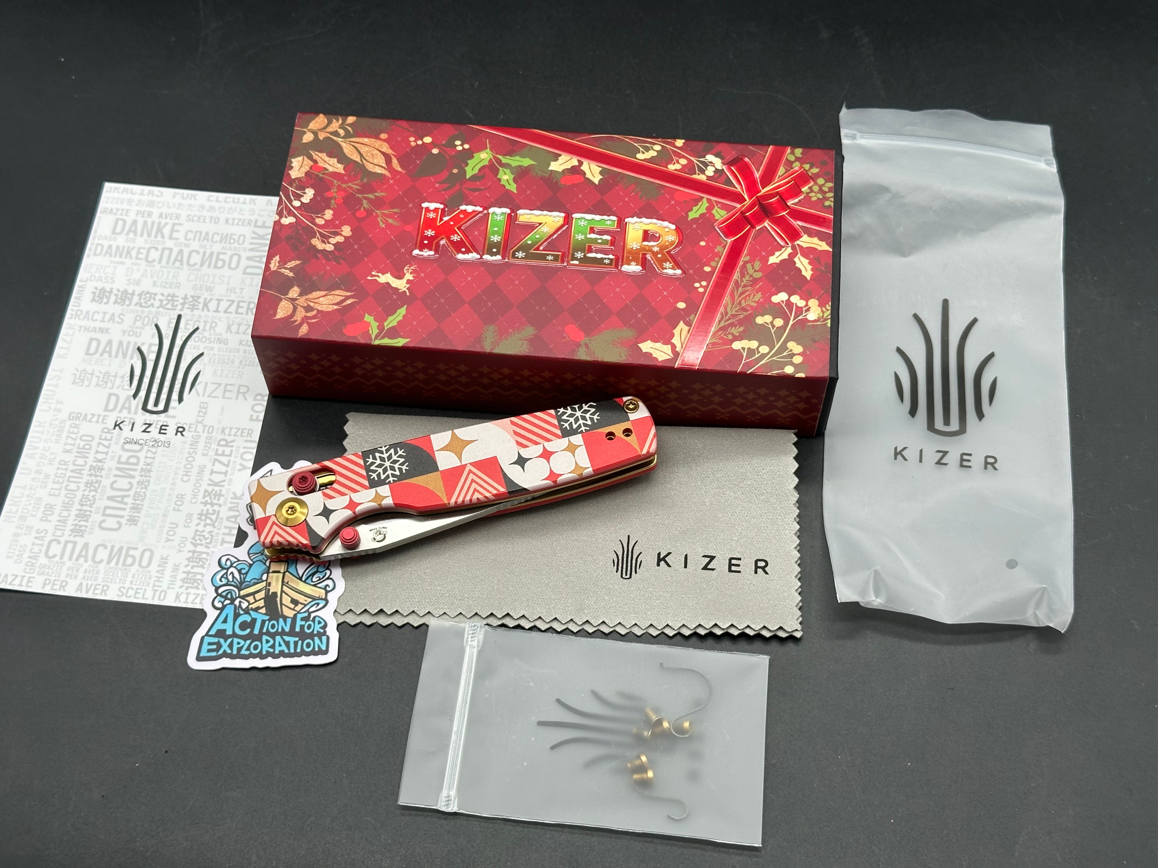 KIZER CHRISTMAS ORIGINAL 2 FOLDING KNIFE RED/WHITE PATTERN G10 HANDLE 14C28N DROP POINT PLAIN EDGE BLAST FINISH