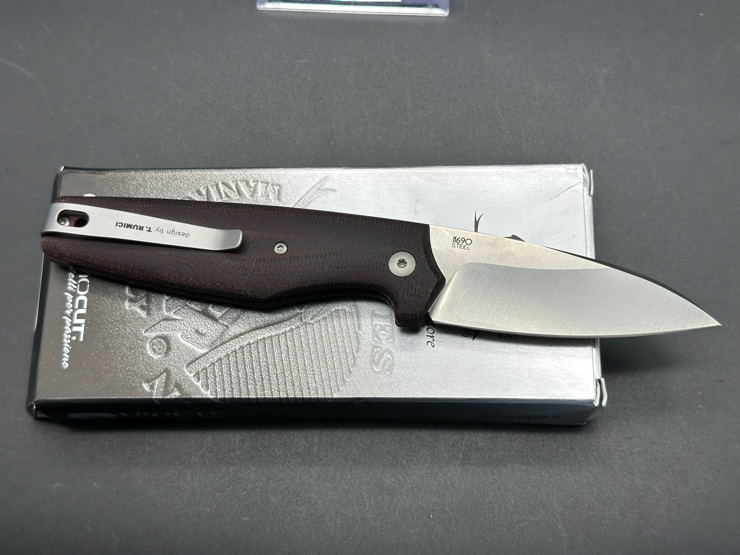 Viper Knives DAN 2 Wharncliffe Knife Burgundy Micarta (2.9" Satin)