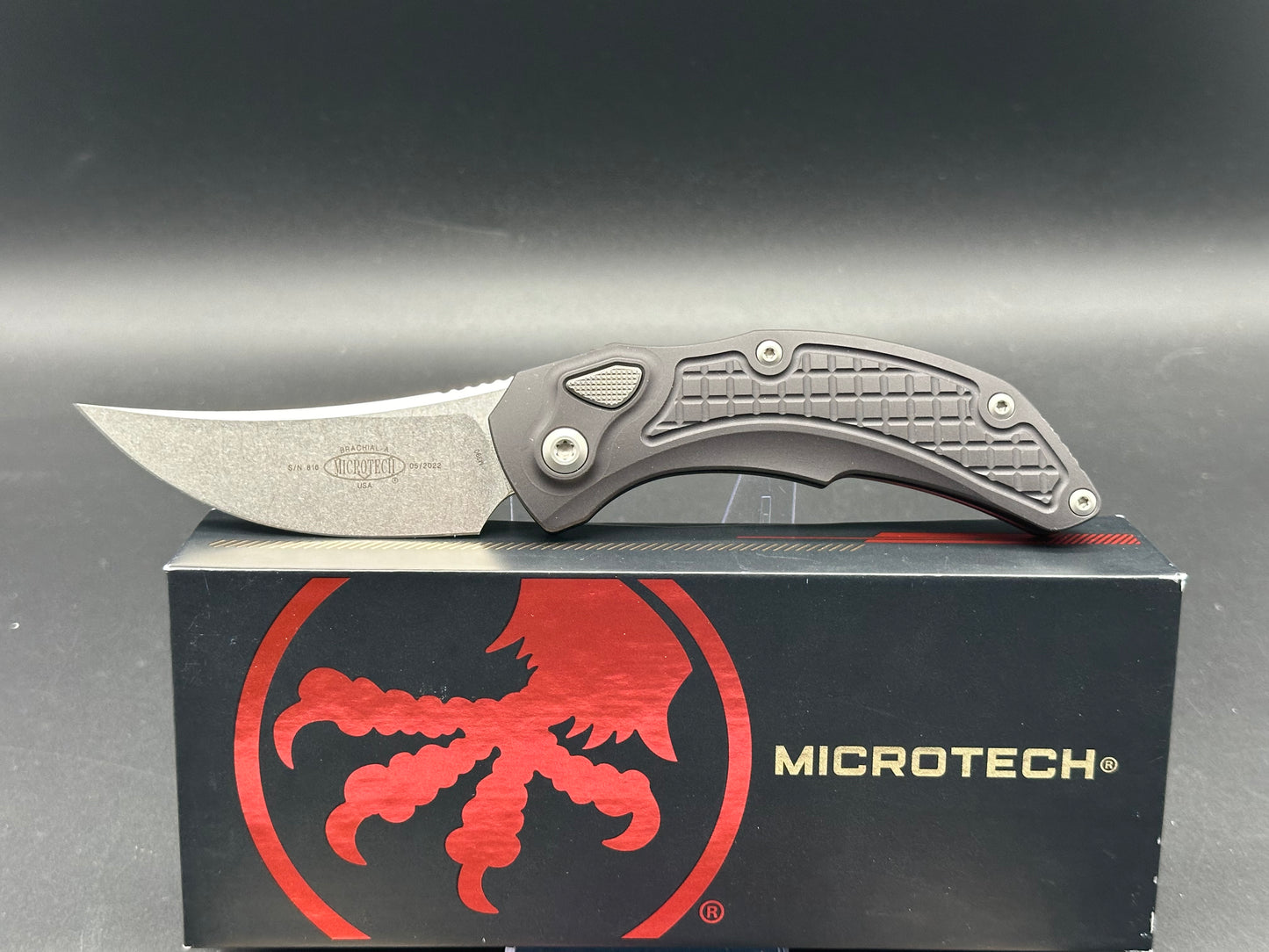 Microtech Brachial Auto Black Aluminum w/M390 blade