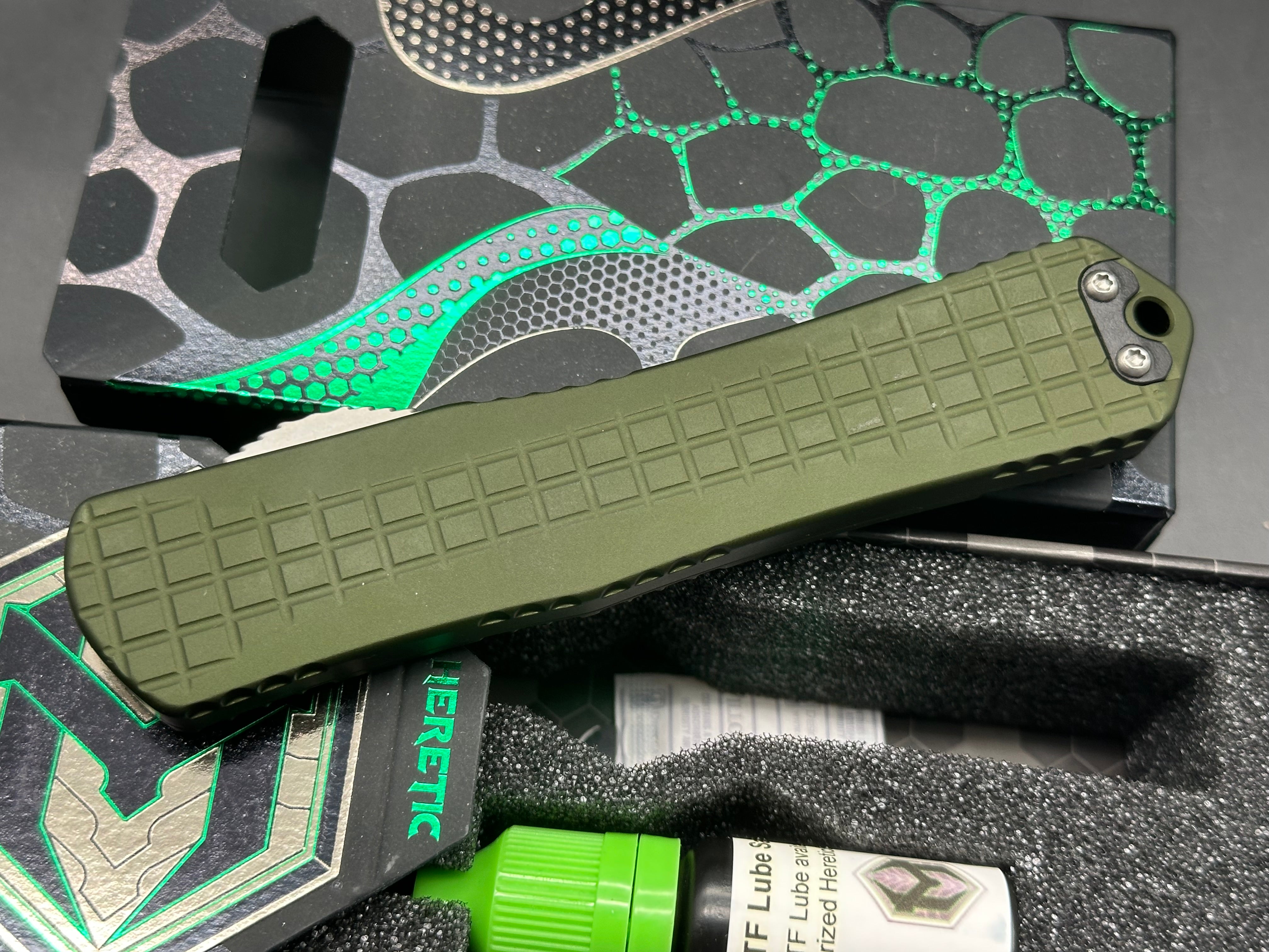 Heretic Manticore X  Green Aluminum/ Magnacut