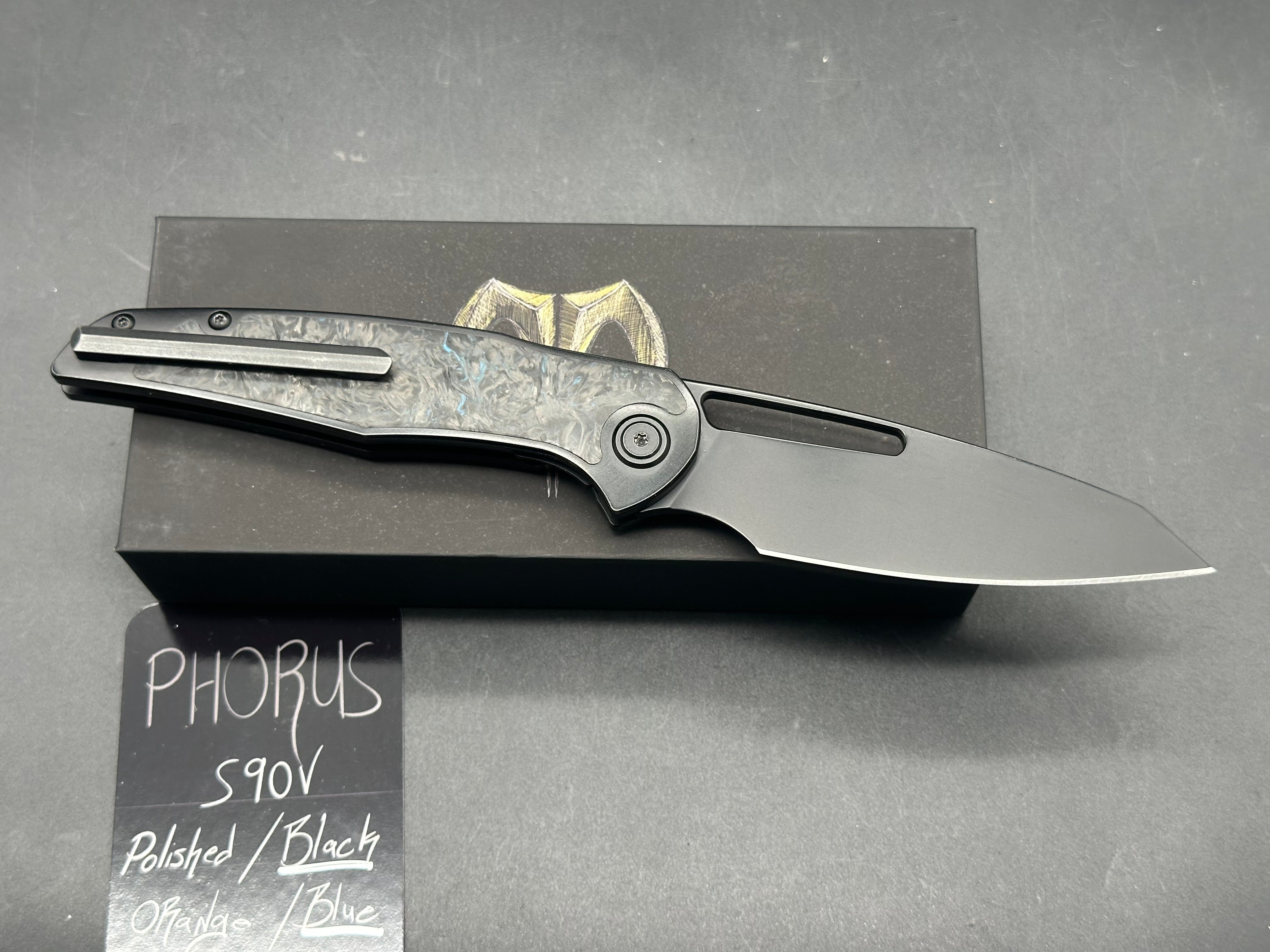 Mallery Designs Phorus  V2 with blue fat carbon inlays and DLC titanium scales with DLC S90v blade