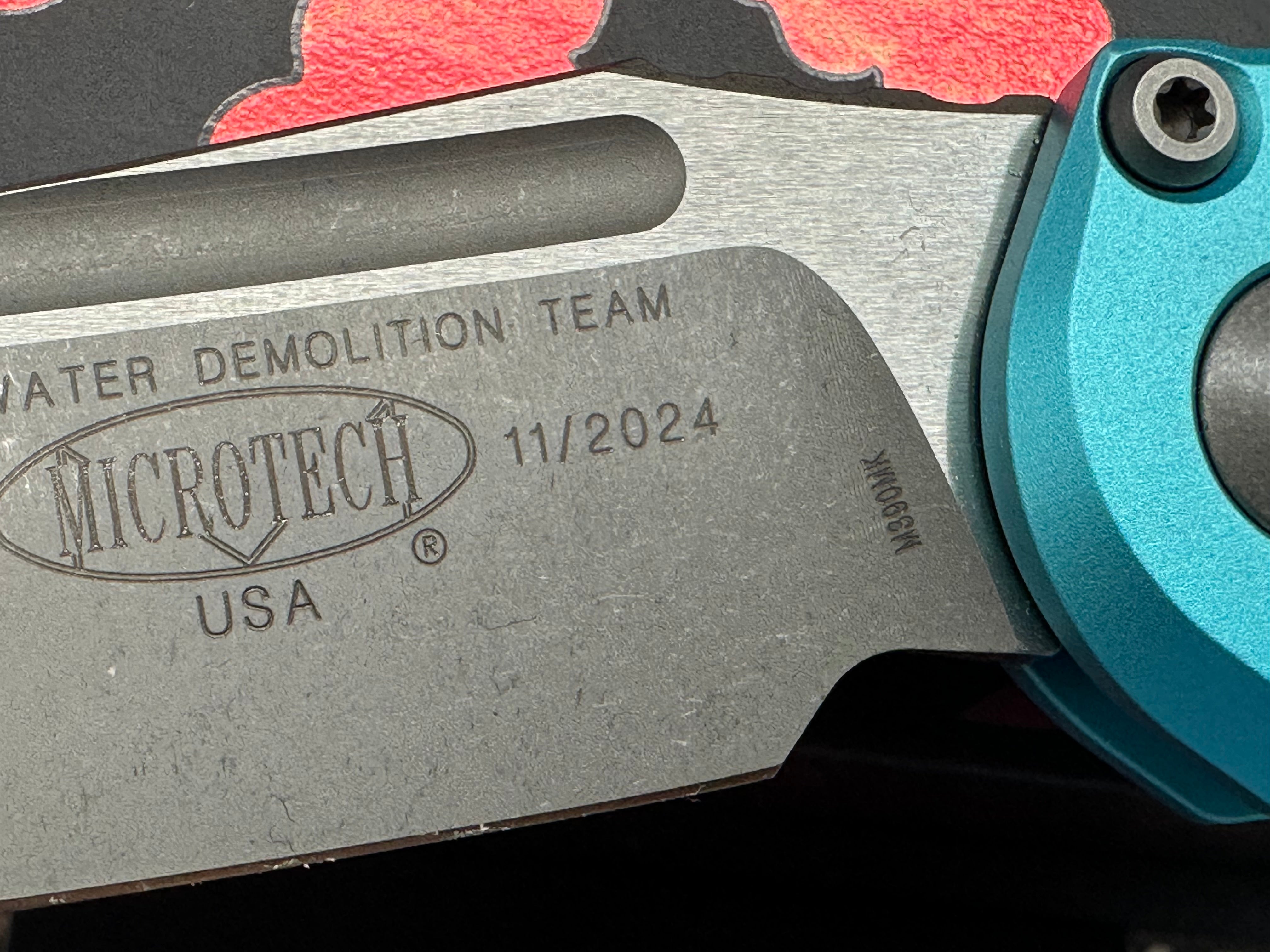 Microtech L.U.D.T. turquoise aluminum/ M390