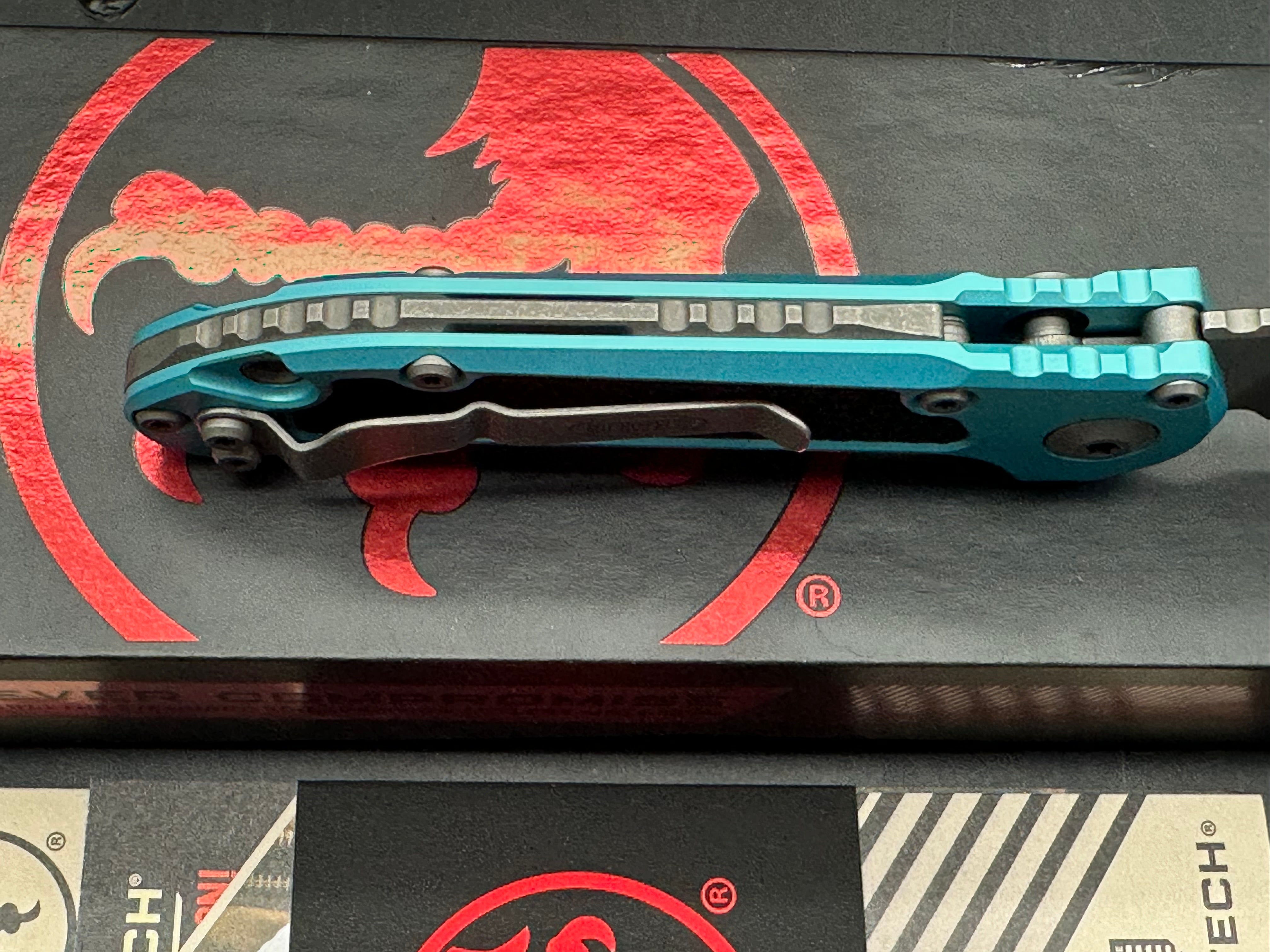 Microtech L.U.D.T. turquoise aluminum/ M390