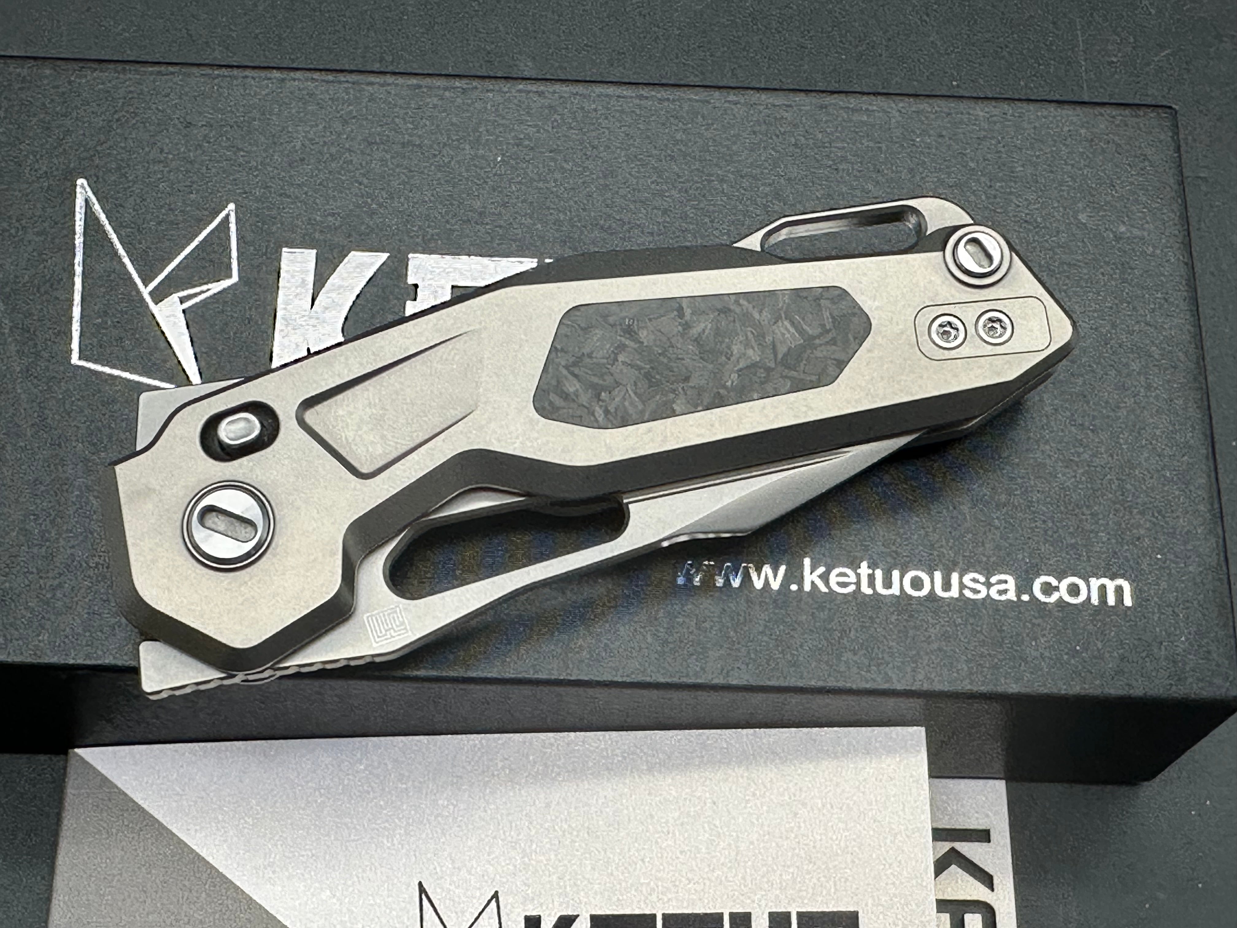 Ketuo Mini Griffin v2 titanium scales and tic coated M390 blade