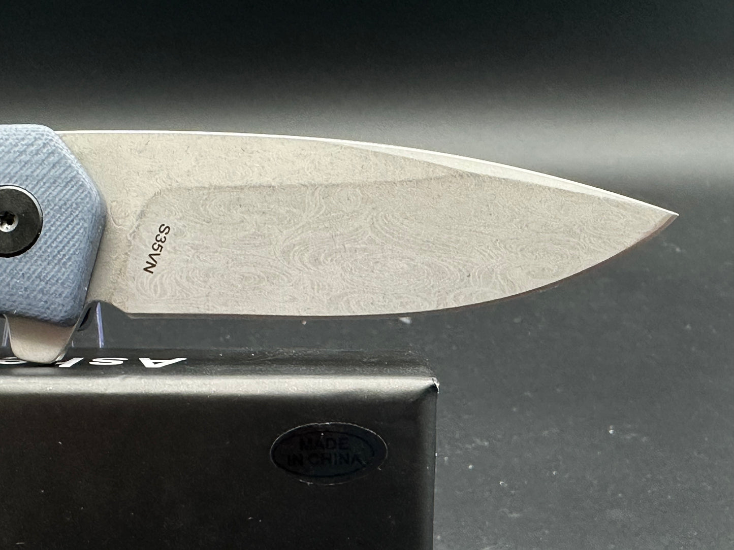 Asher Knives Spiro (Factory second) sea of snakes etch on the blade and clip grey scales