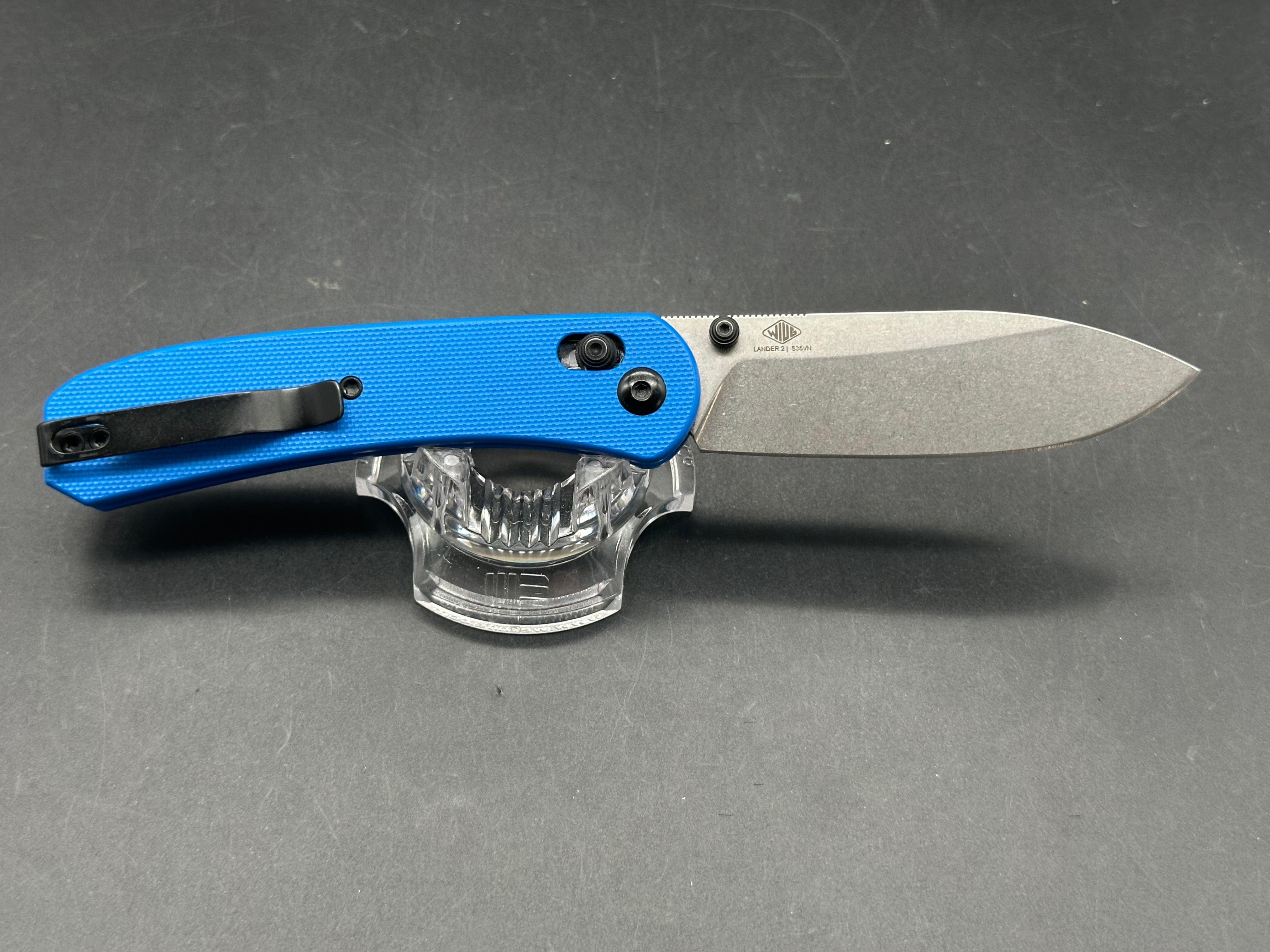 Knafs Lander 2 blue G10 scales CPM=S35VN Steel