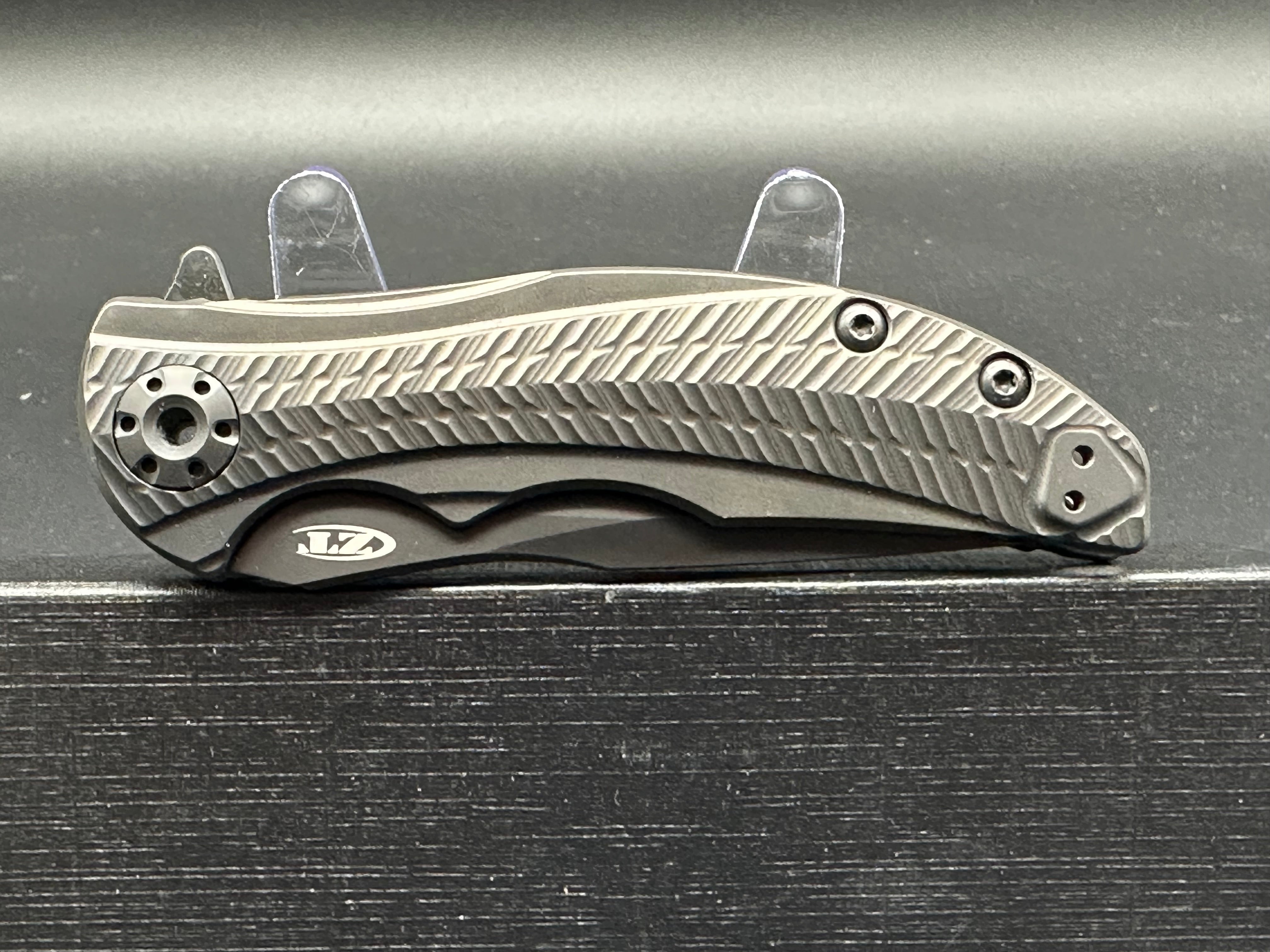 Zero Tolerance 0609 black