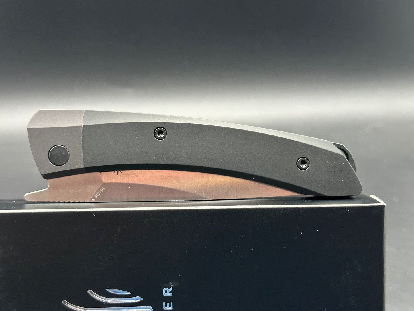 KIZER MOMO POCKET KNIFE 154CM BLADE LINER LOCK ALUMINIUM HANDLE