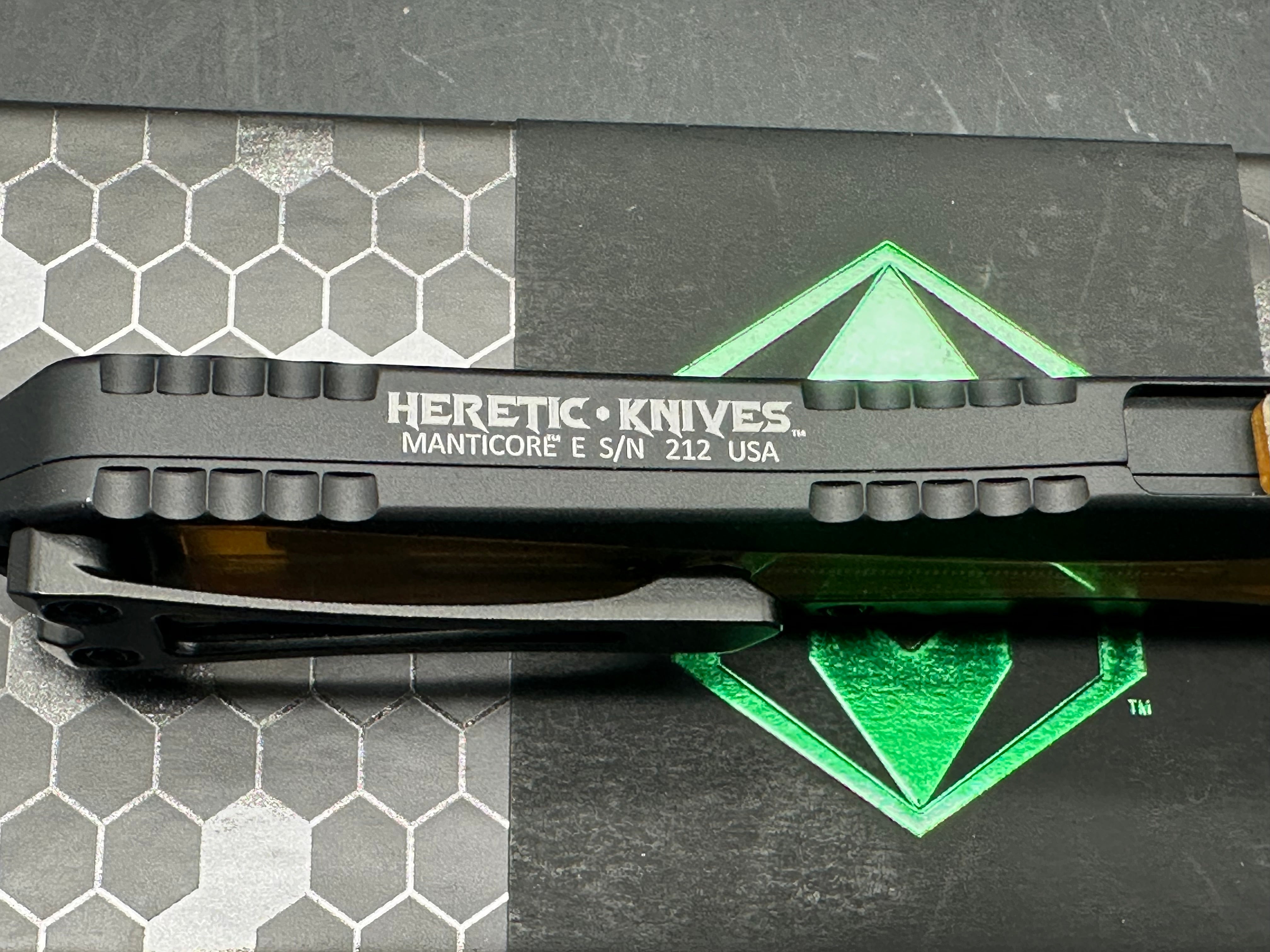 Heretic Manticore E Double Edge DLC Full Serrated Ultem inlay