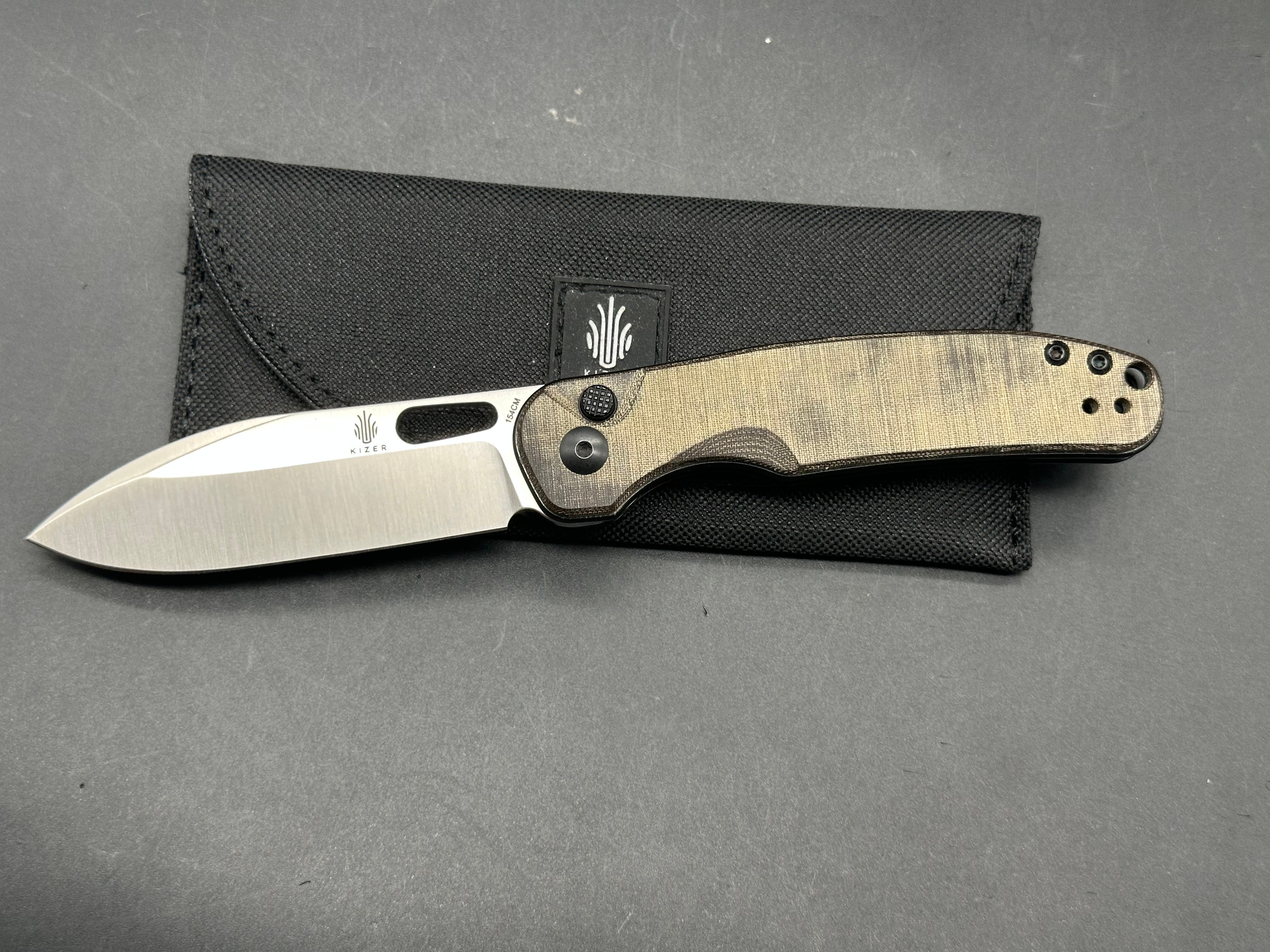 Kizer Hic-Cup - 154CM Steel. Tan Micarta