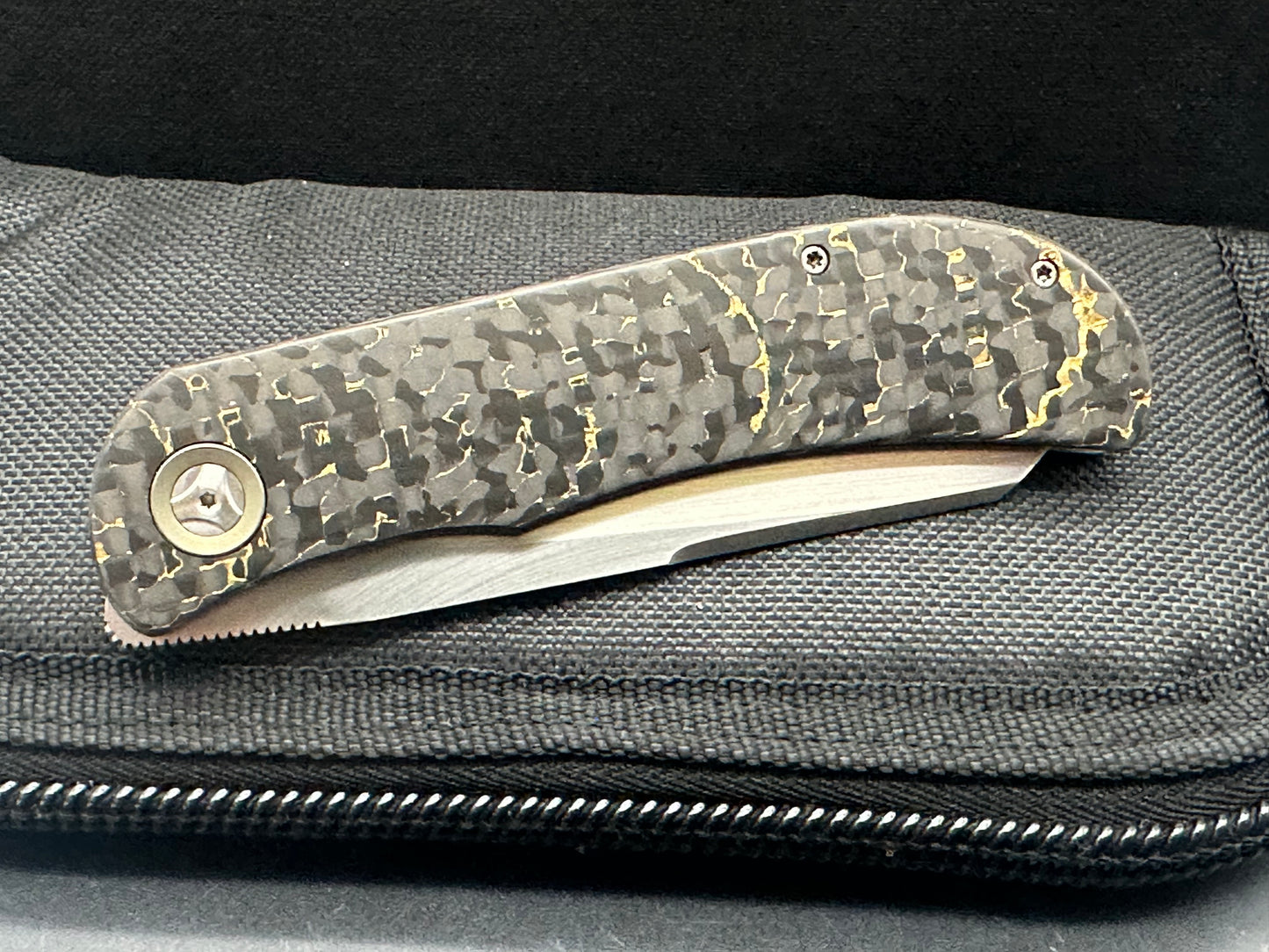 TBC Trevor Burger Custom LEXK Sheepsfoot SFL, Titanium- Snakeskin Carbon Fiber Inlay / Hand Rubbed Satin M390