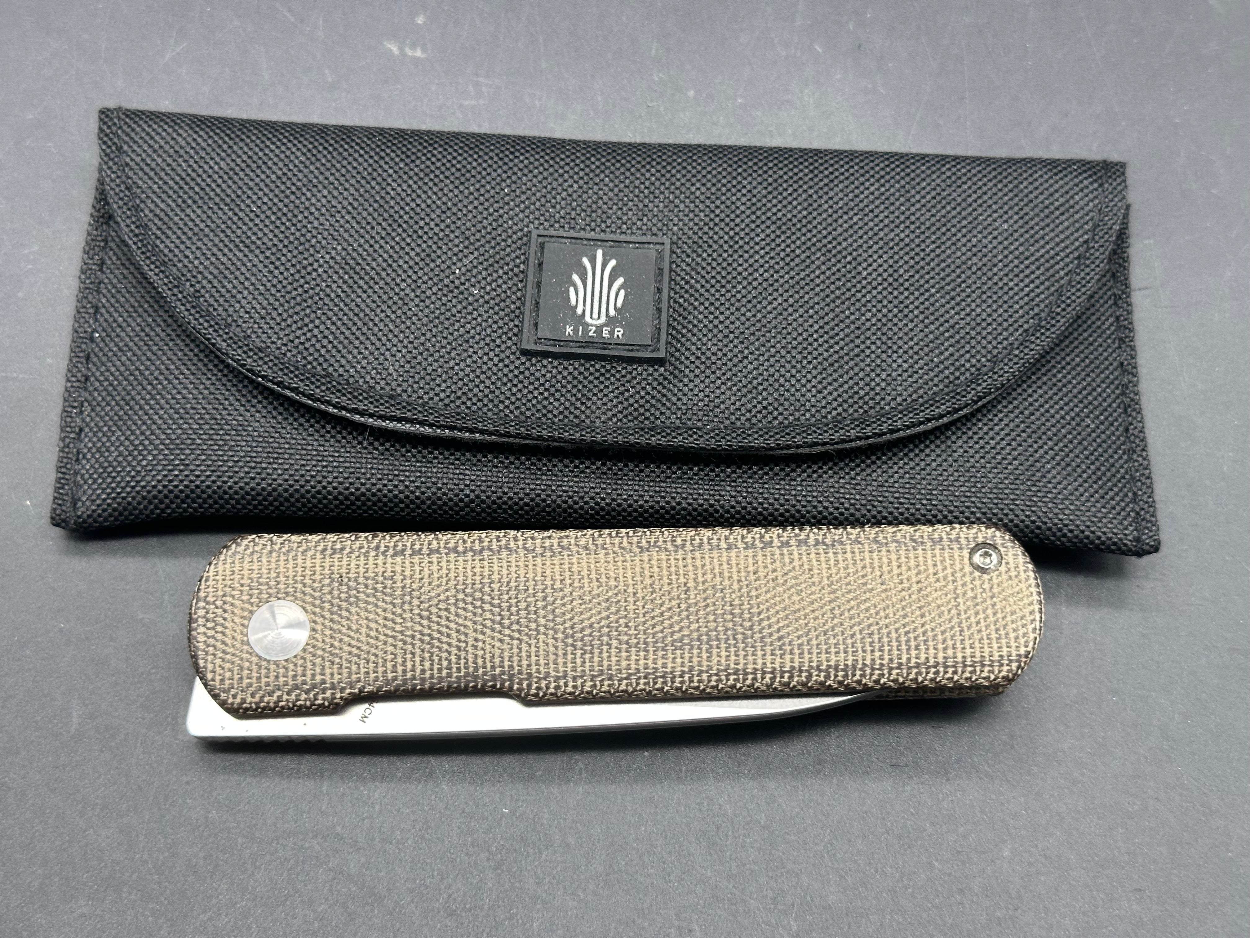 Kizer Feist XL - 154CM Steel  Tan Micarta