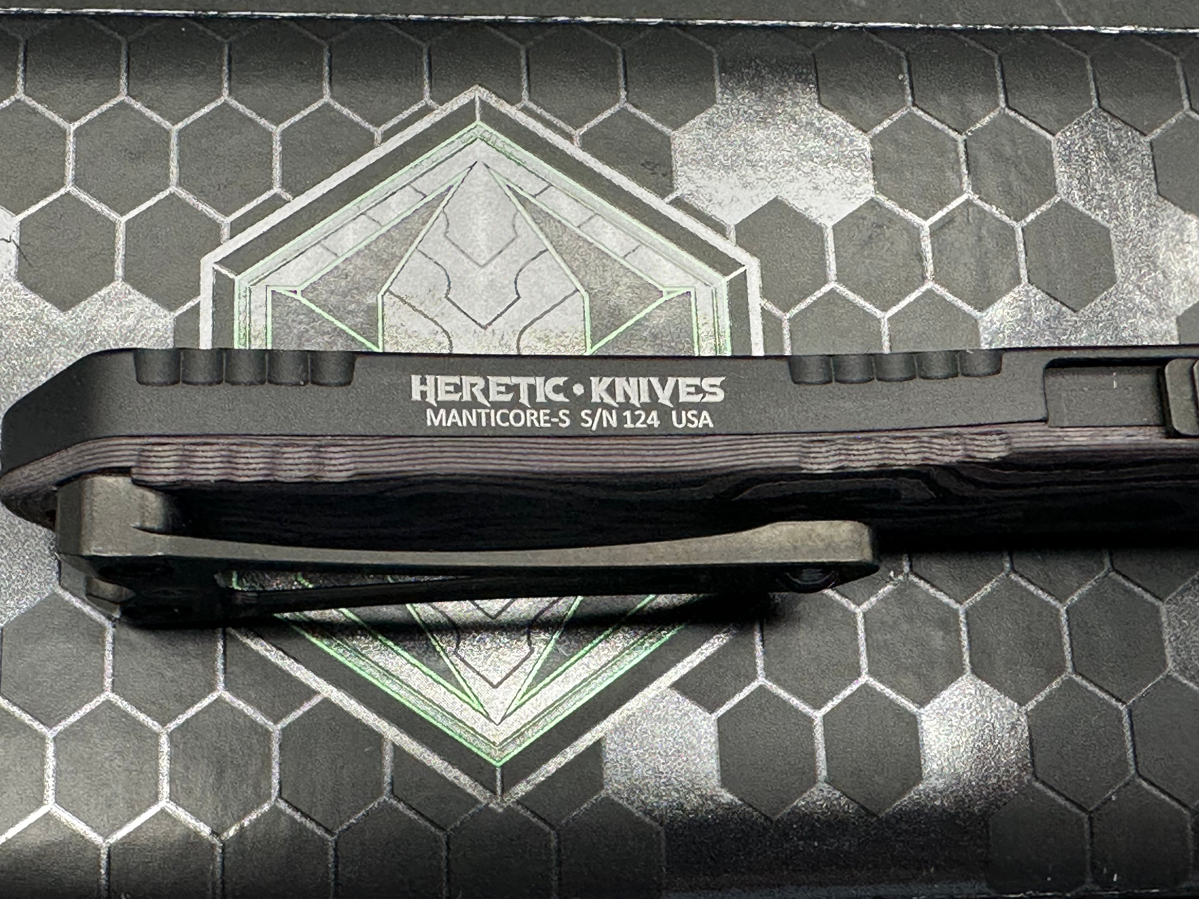 Heretic Manticore S Bowie DLC Black Ano w/Purple camo carbon