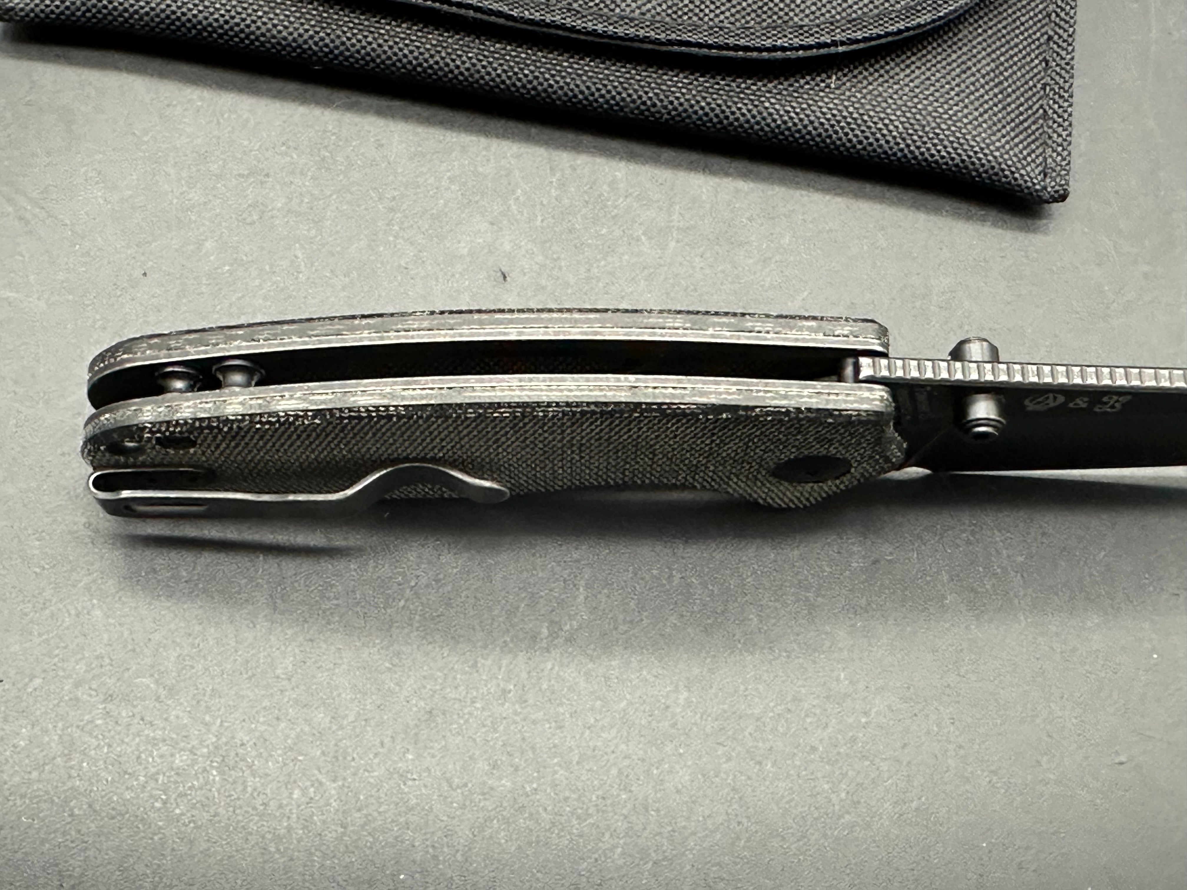 Kizer Towser S - 154CM Steel Black Micarta