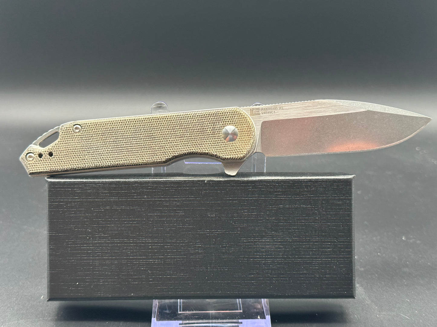 Kizer Vanguard Elstner Assassin XL Button Lock